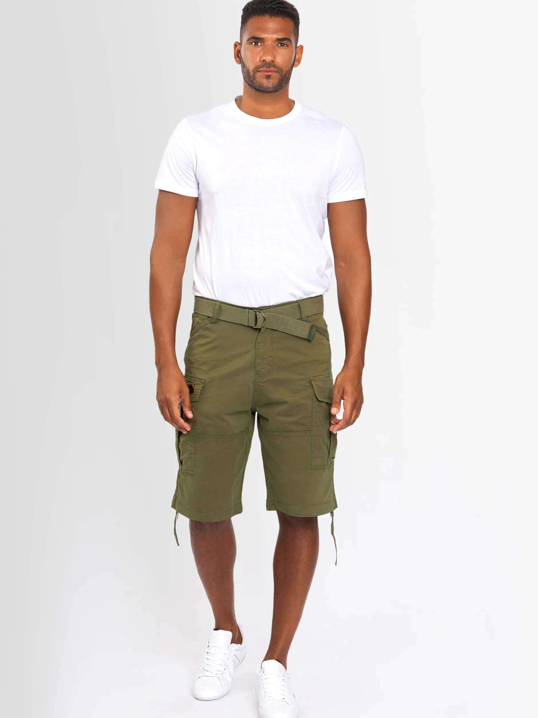 Alessandro Salvarini Herren Cargoshorts - ASLeon in oliv