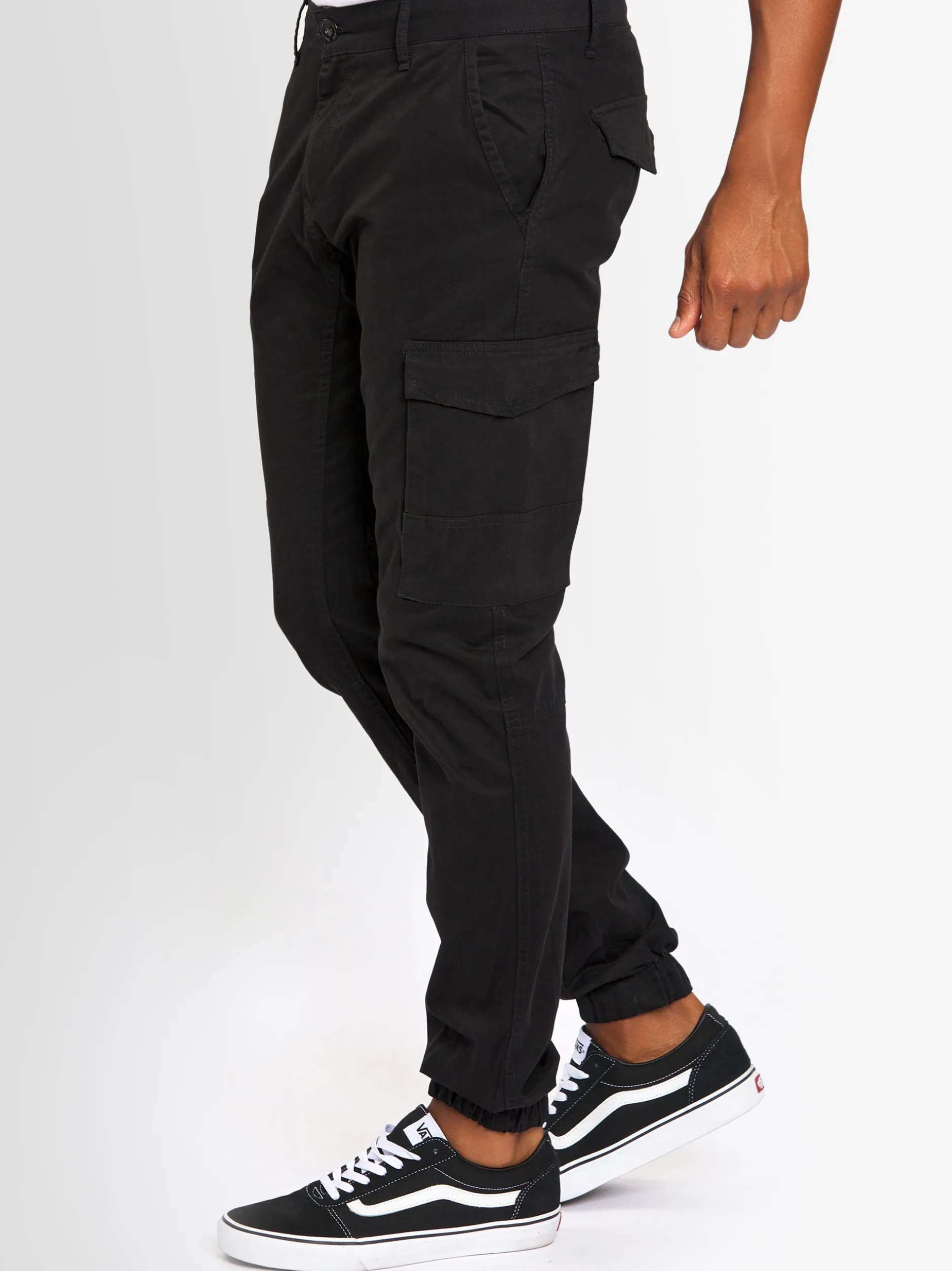 Alessandro Salvarini Herren Stoffhose - ASJacamo in schwarz