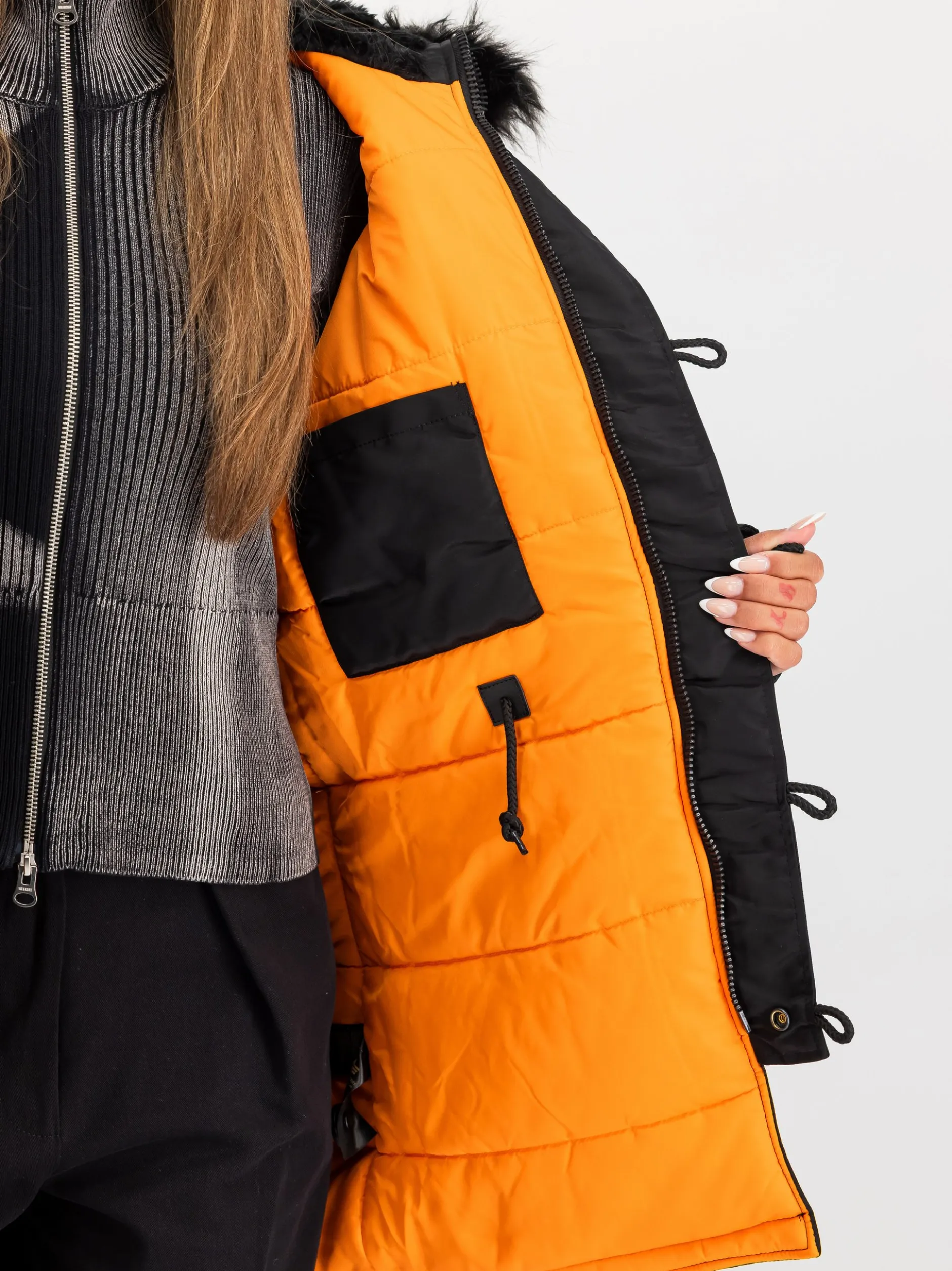 Alpha Industries Damen Parka & Winterjacke in schwarz