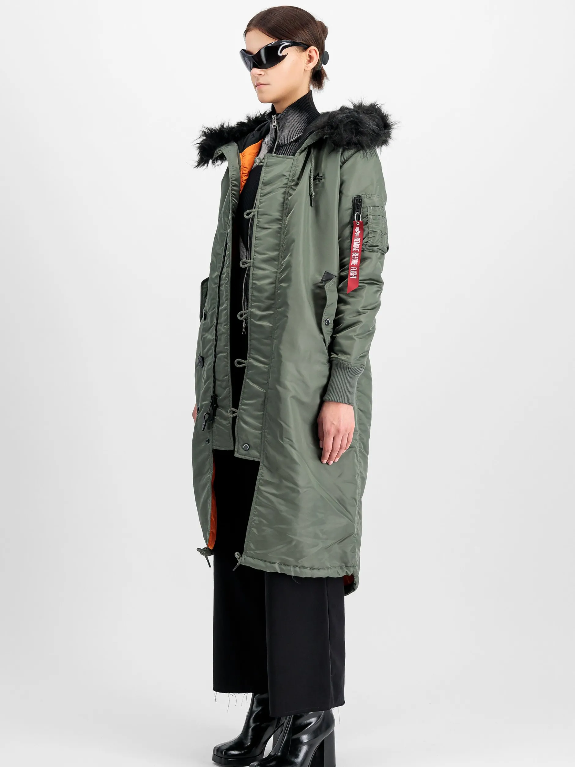 Alpha Industries Damen Winterjacke in grau