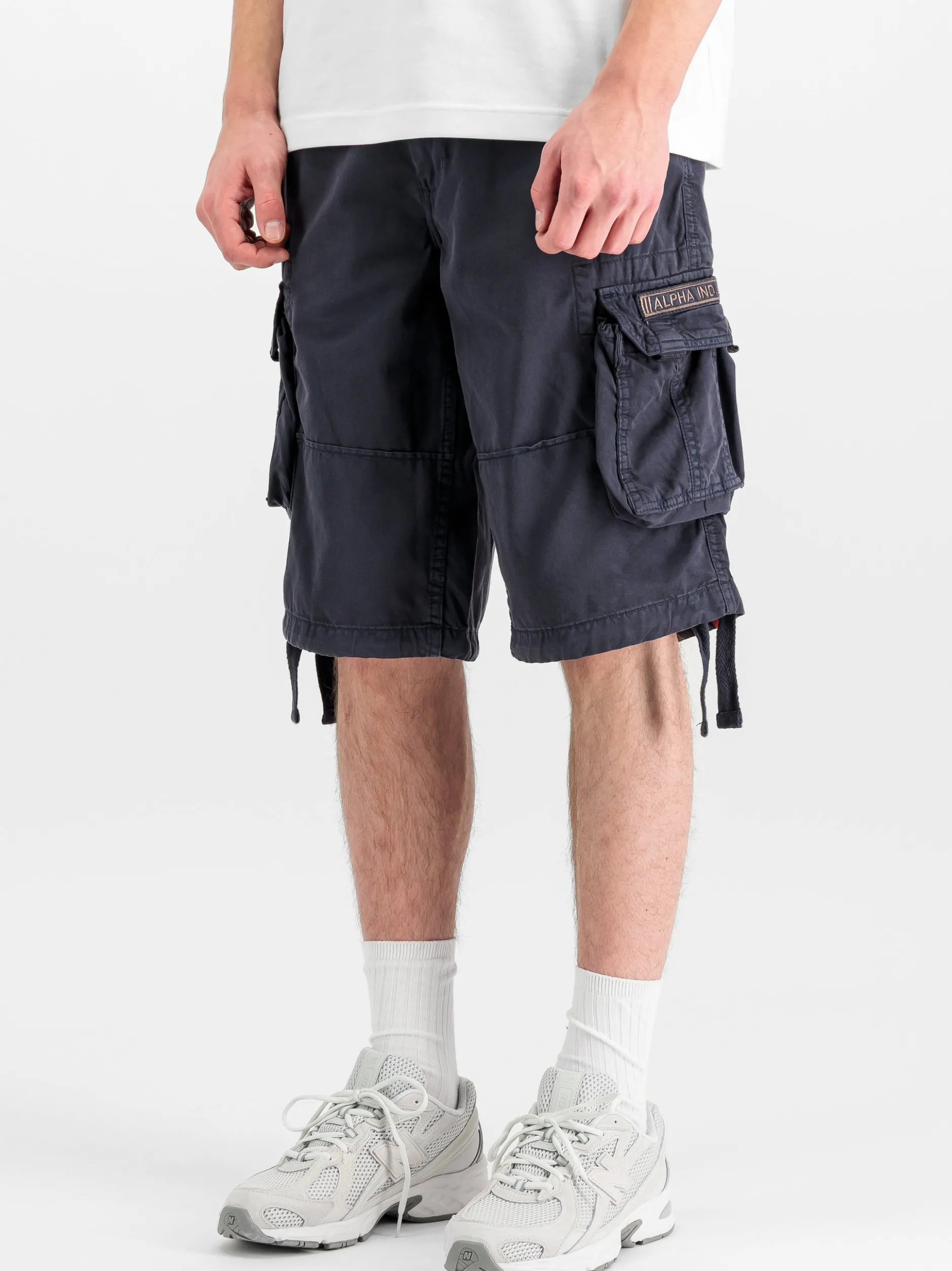 Alpha Industries Herren Cargo-Shorts in marine