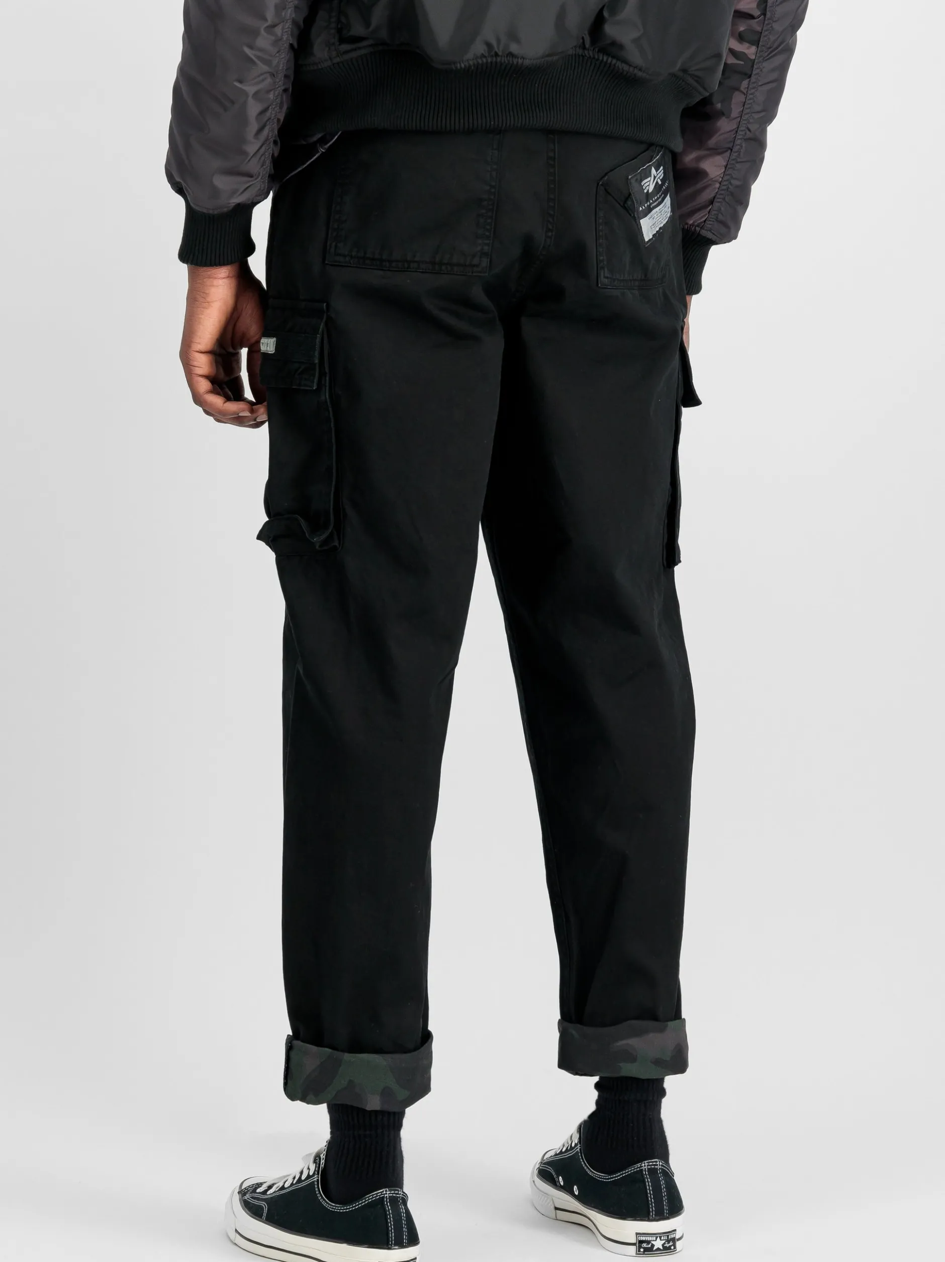 Alpha Industries Herren Hose in schwarz