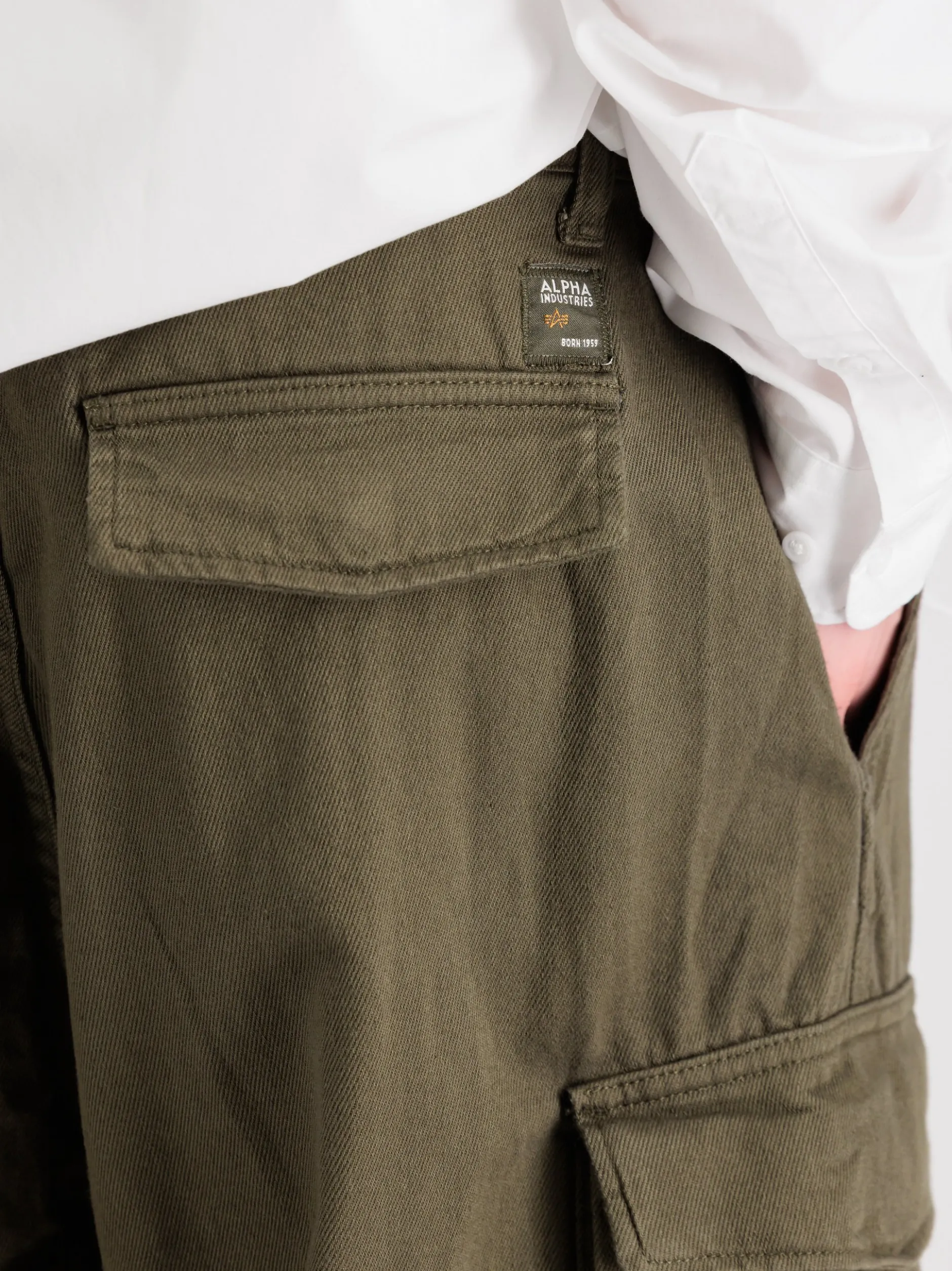 Alpha Industries Herren Hose in oliv