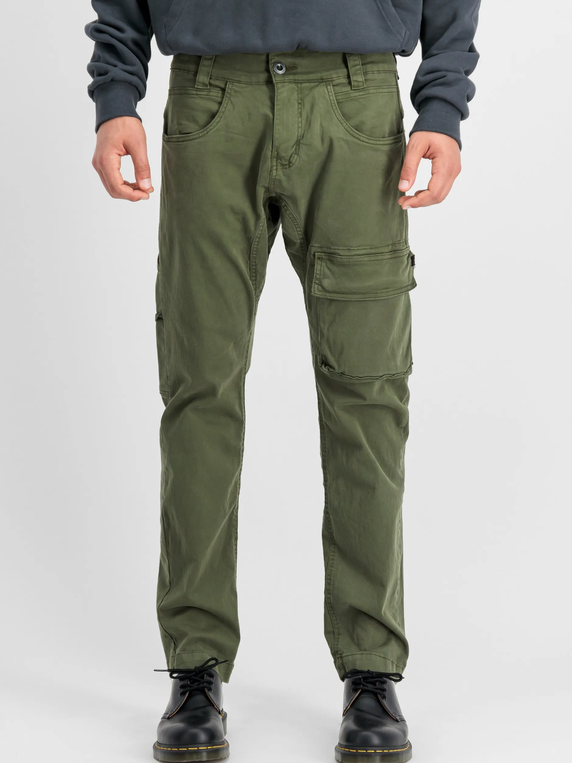 Alpha Industries Herren Hose in oliv