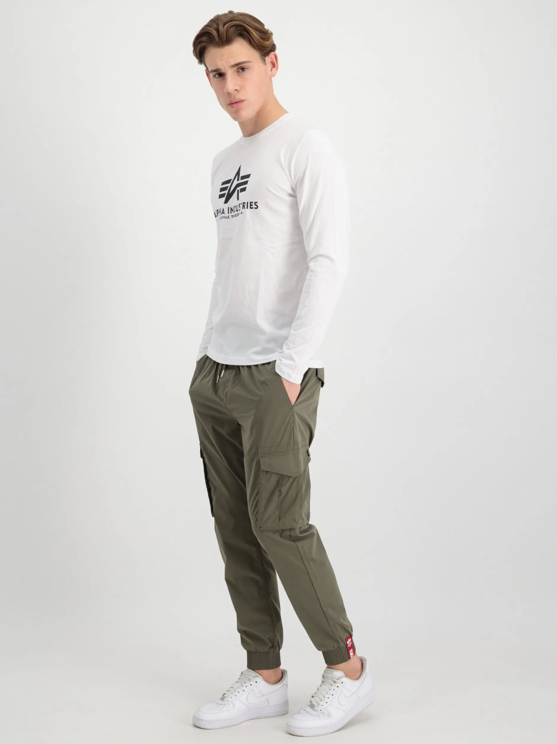 Alpha Industries Herren Hose in oliv
