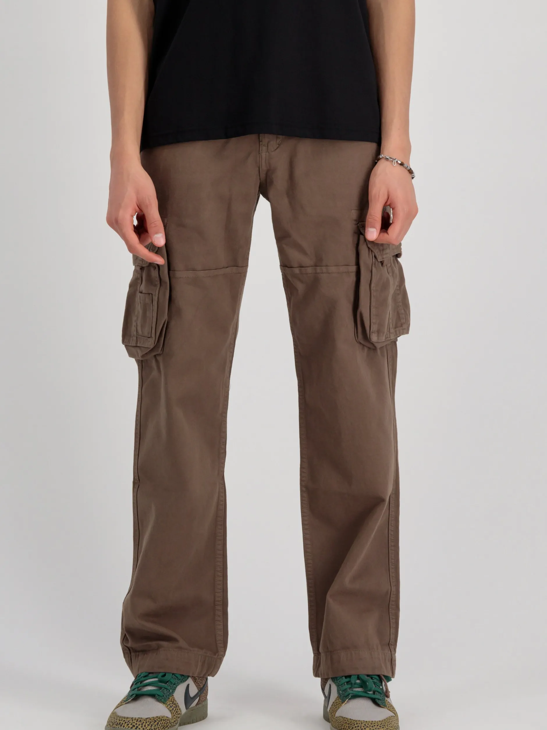 Alpha Industries Herren Hose in taupe