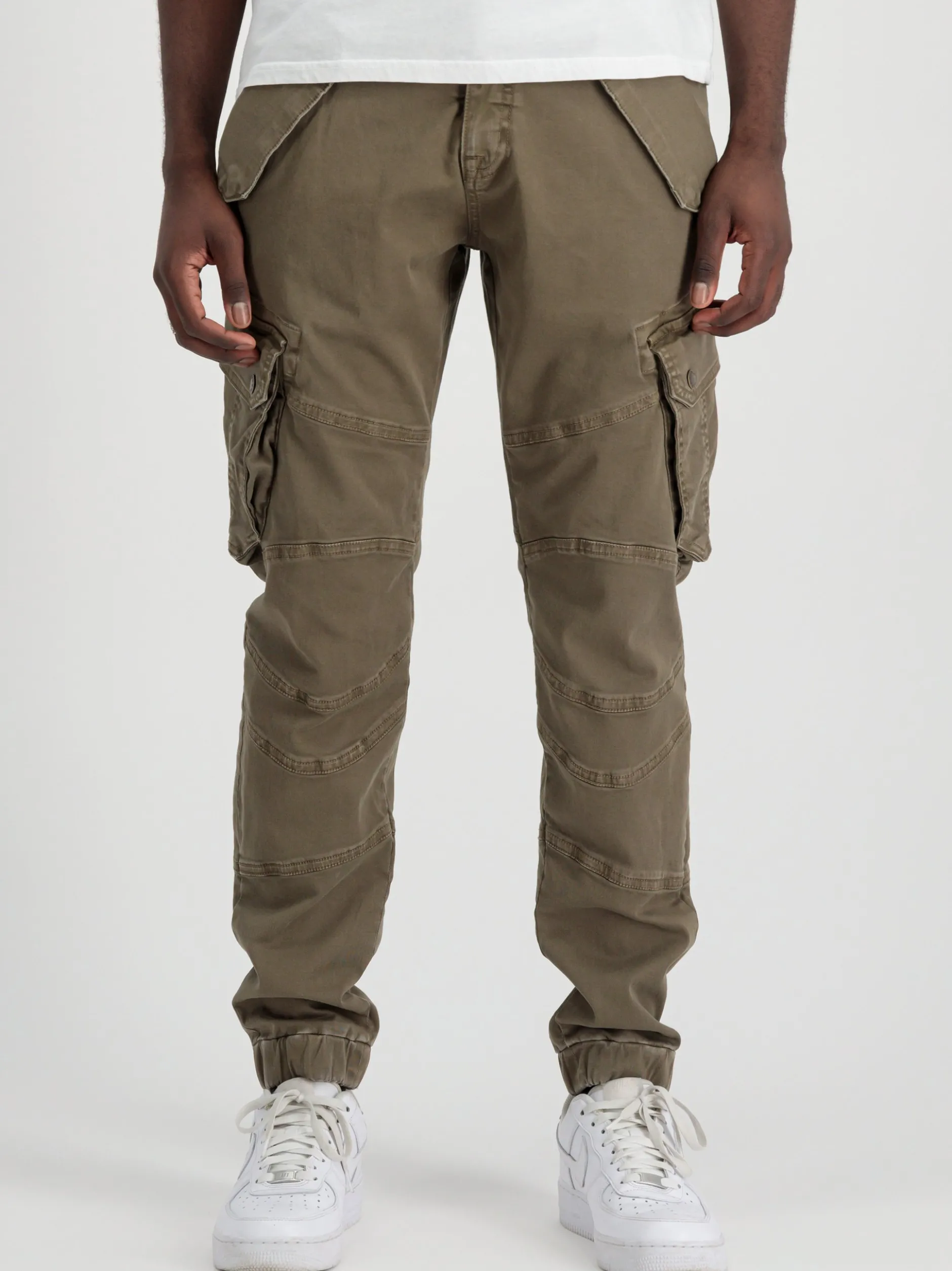 Alpha Industries Herren Hose in taupe