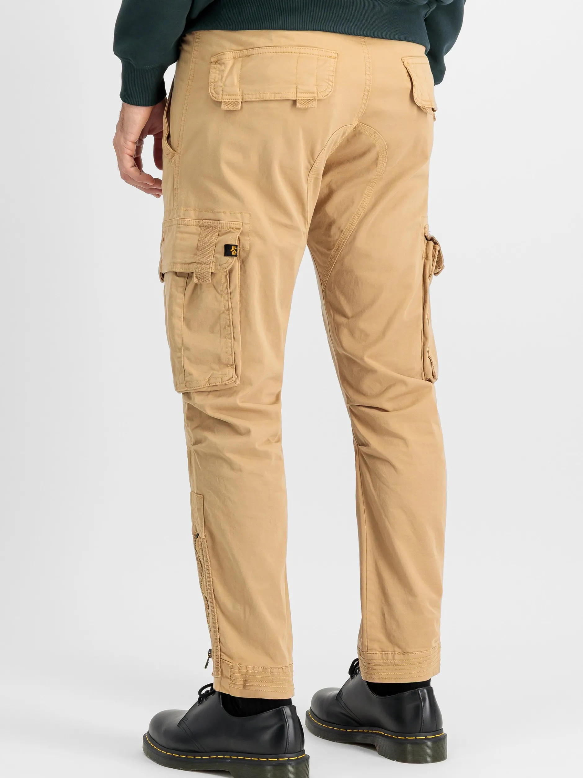 Alpha Industries Herren Hose in sand