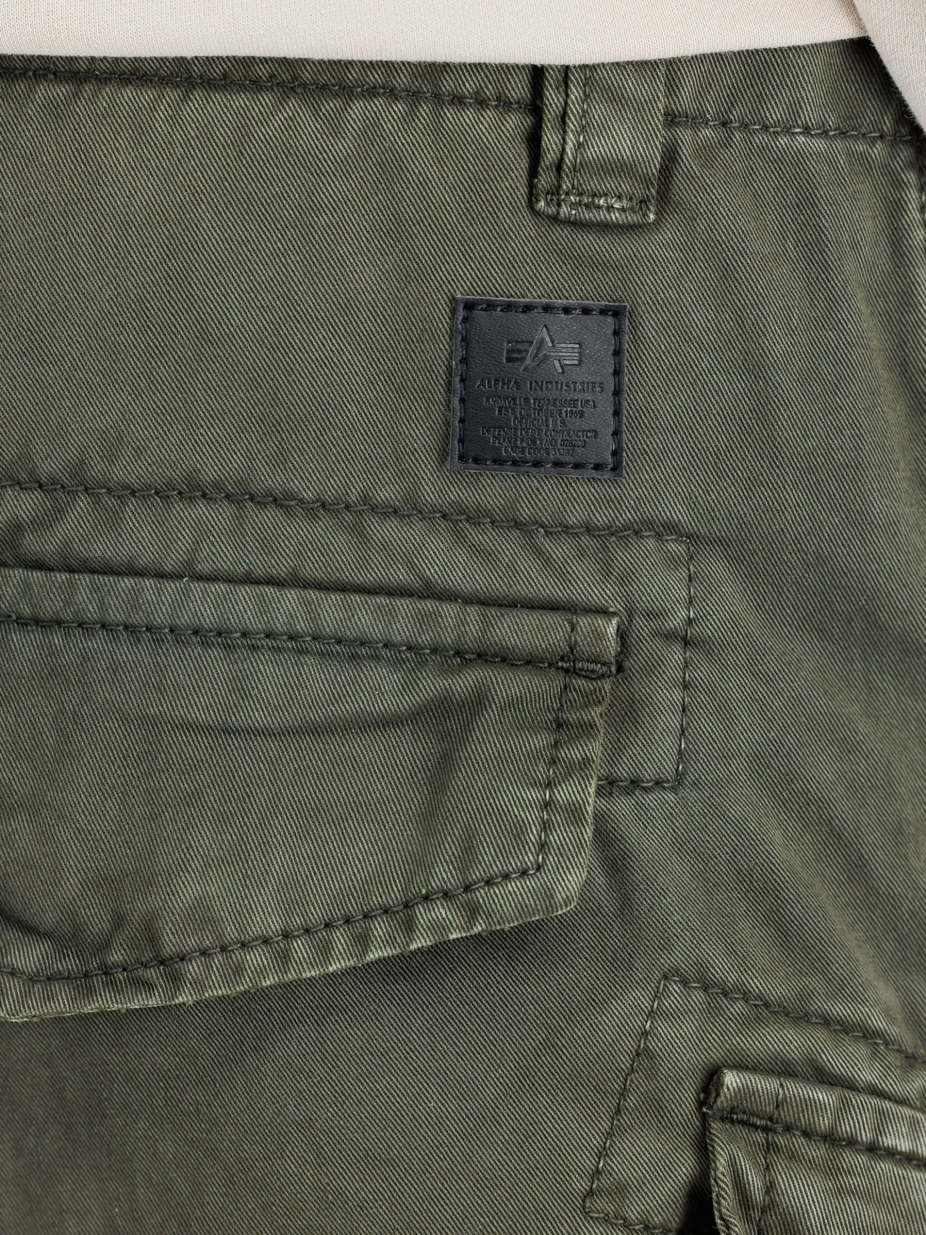 Alpha Industries Herren Hose in grau