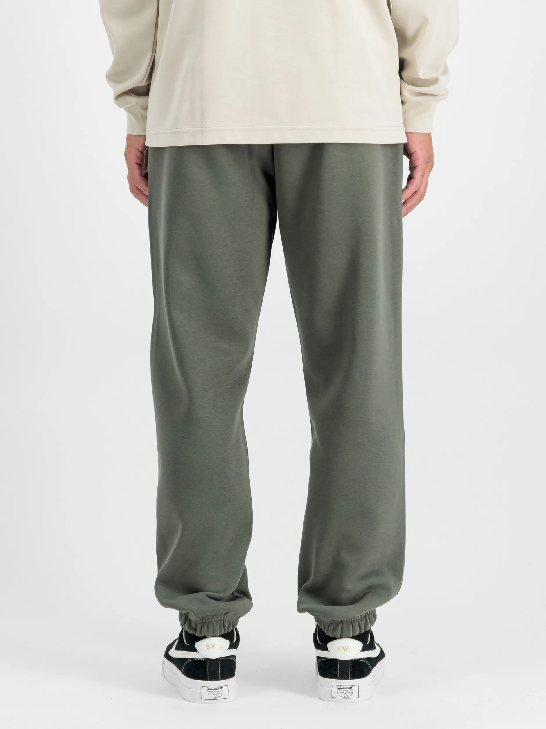 Alpha Industries Herren Jogginghose in oliv