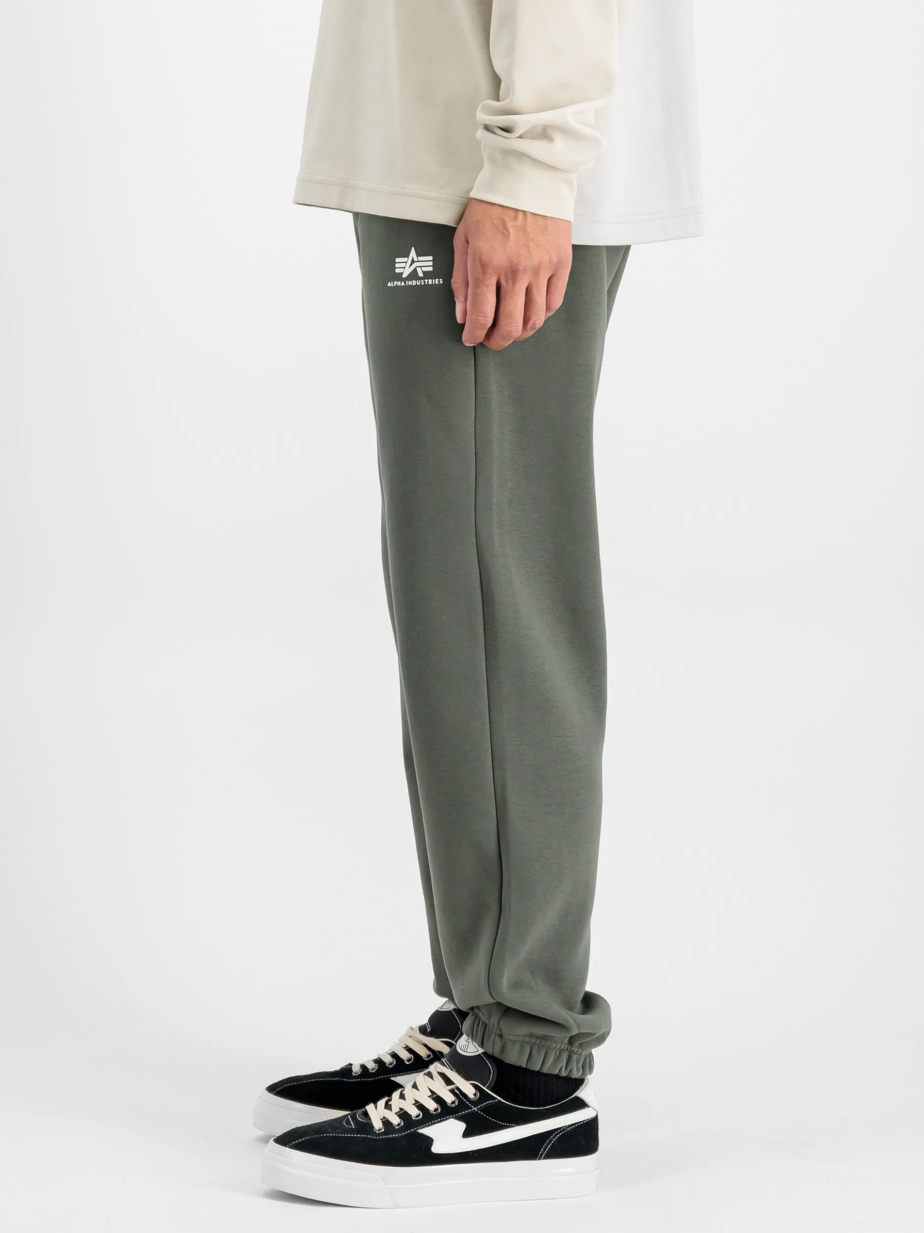 Alpha Industries Herren Jogginghose in oliv