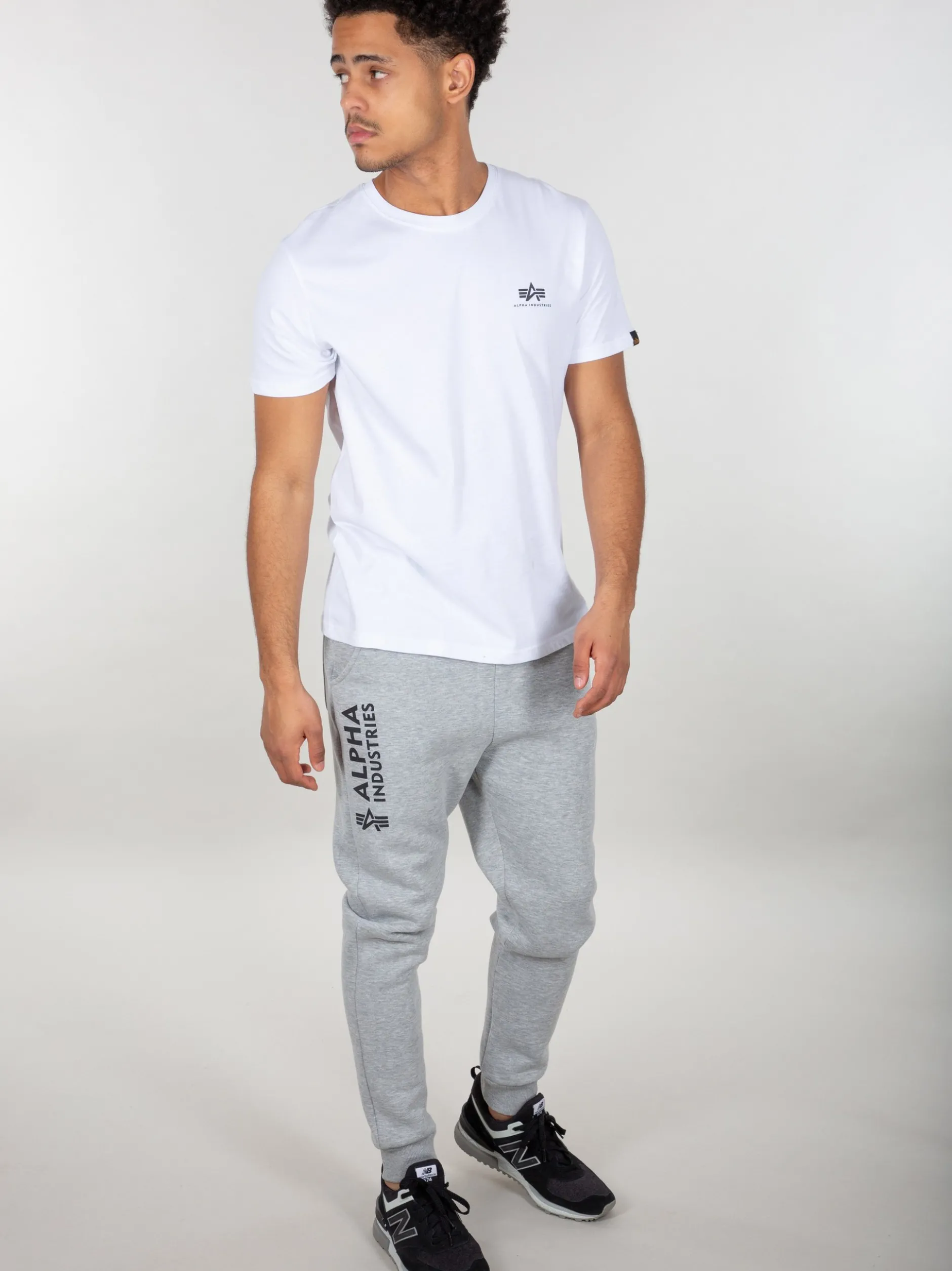 Alpha Industries Herren Jogginghose in grau