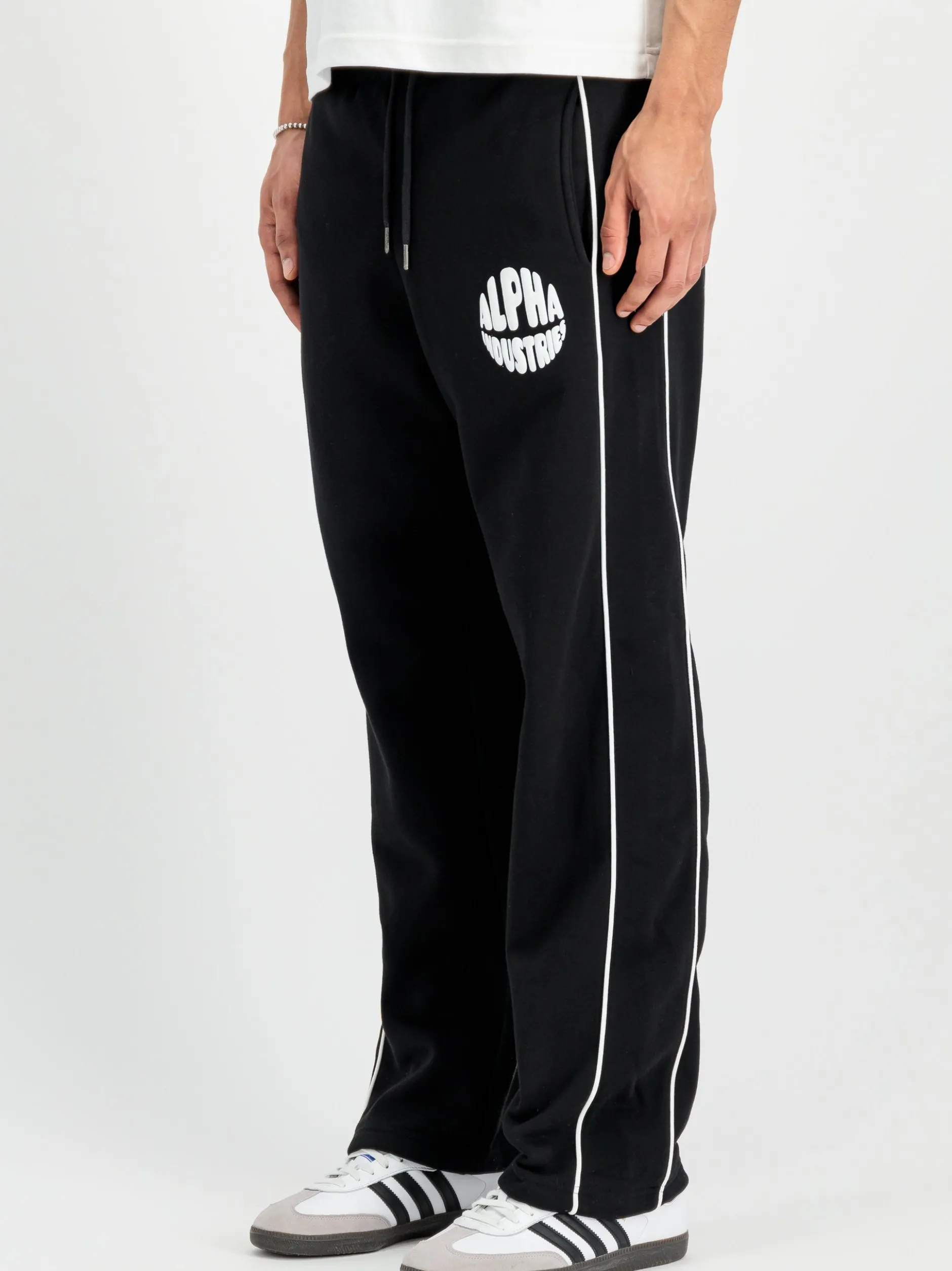 Alpha Industries Herren Jogginghose in schwarz