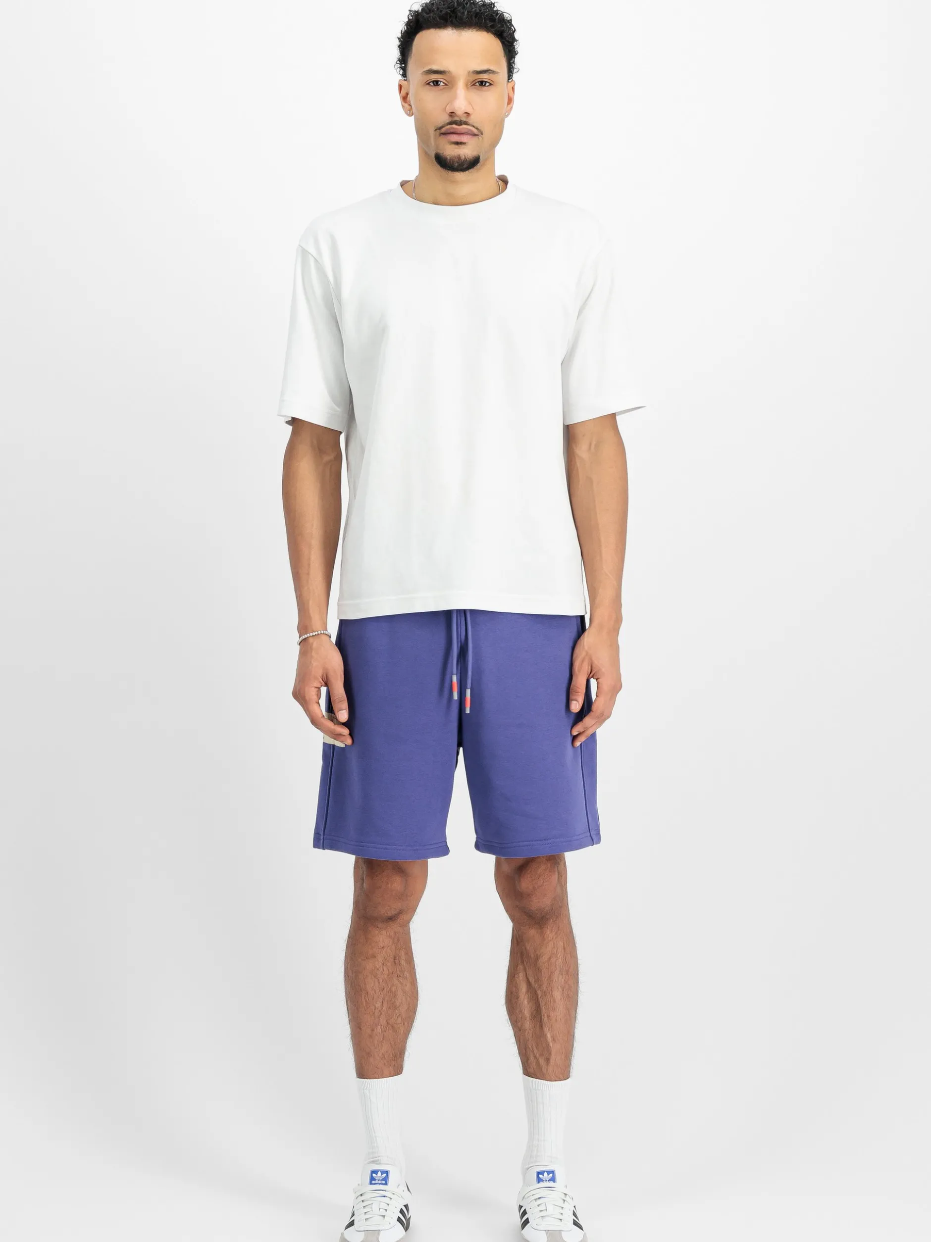 Alpha Industries Herren Kurze Hose in purple