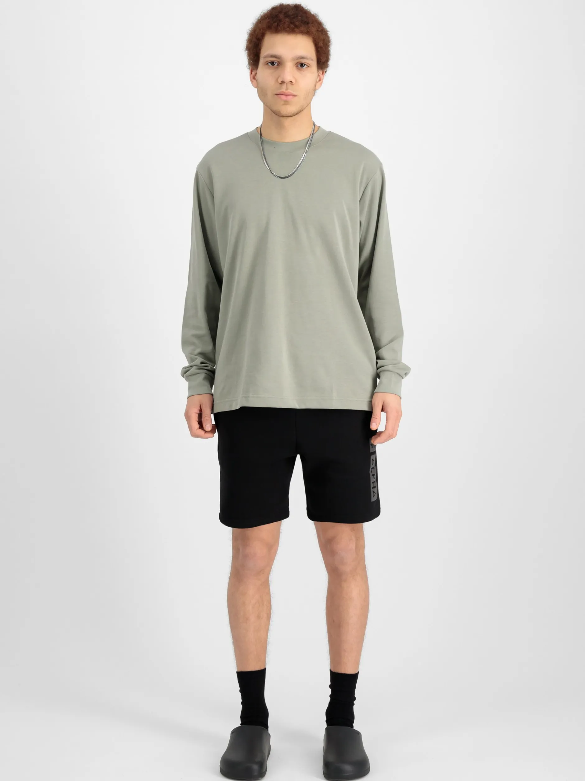 Alpha Industries Herren Kurze Hose in schwarz