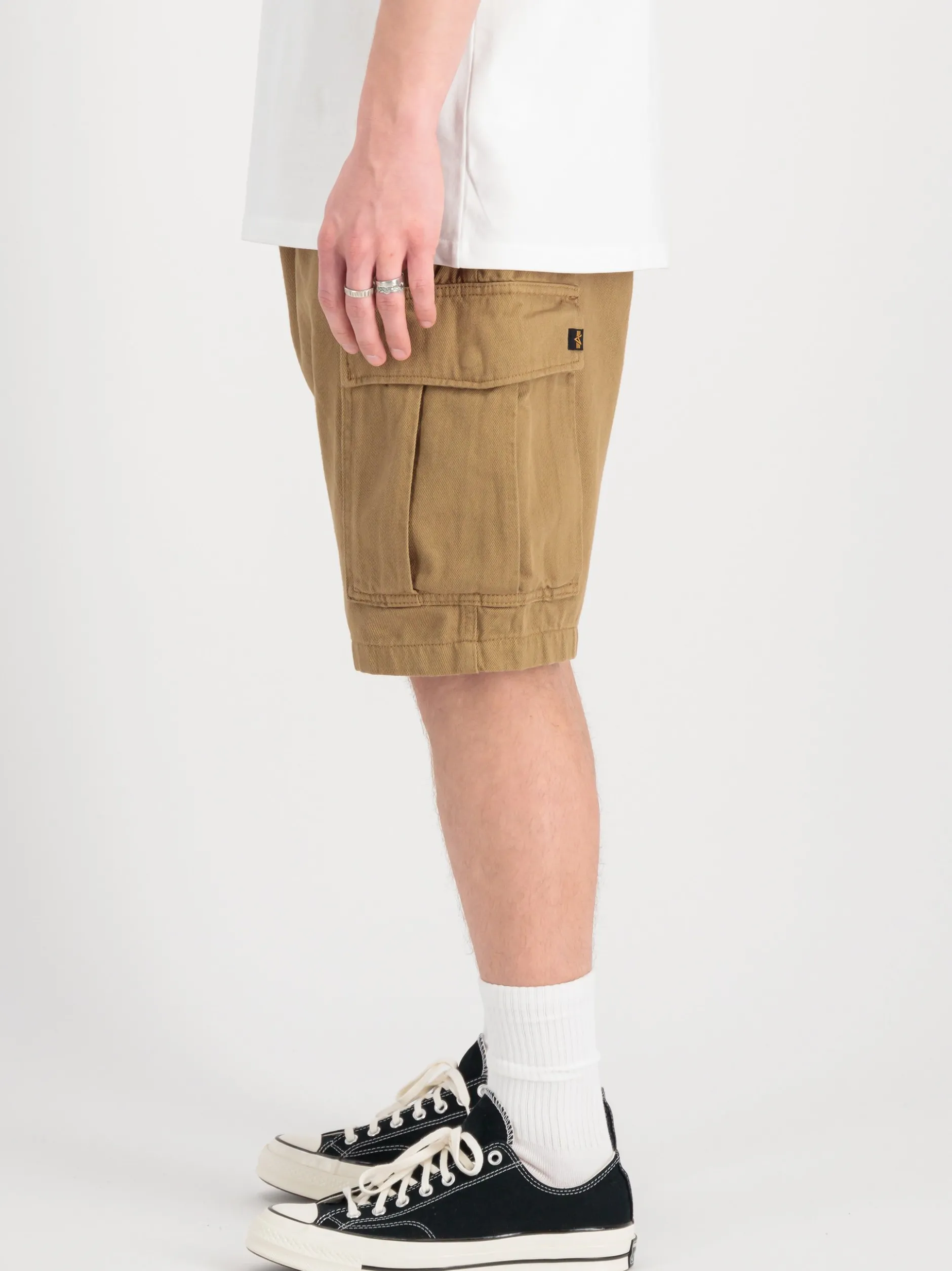 Alpha Industries Herren Kurze Hose in gelb