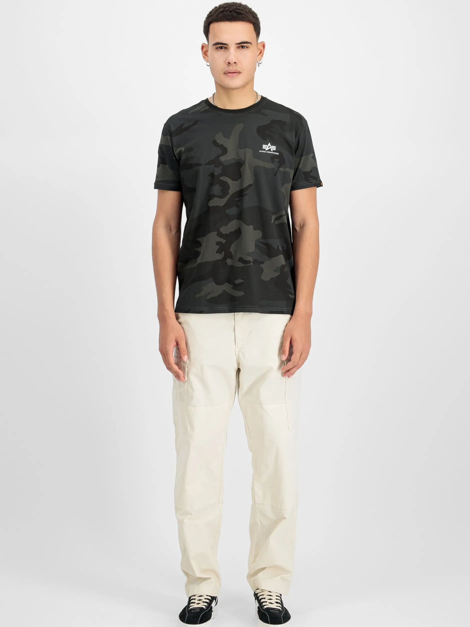 Alpha Industries Herren T-Shirt in schwarz anthrazit