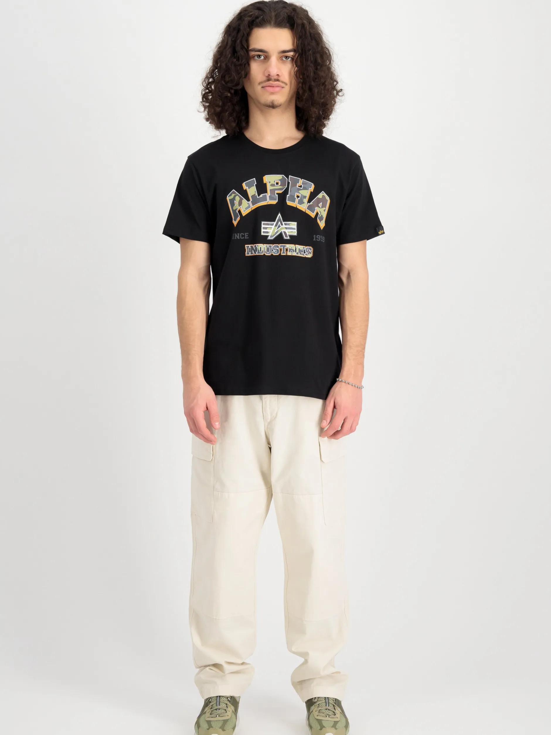 Alpha Industries Herren T-Shirt in schwarz