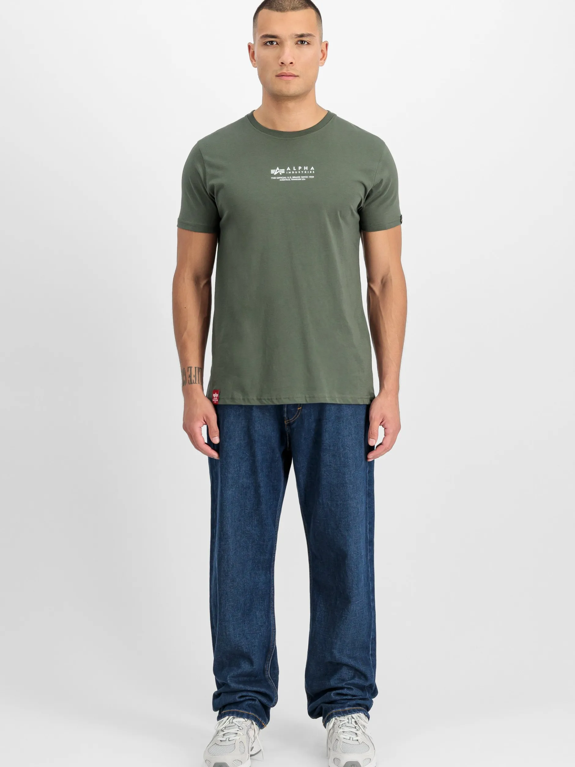 Alpha Industries Herren T-Shirt in oliv