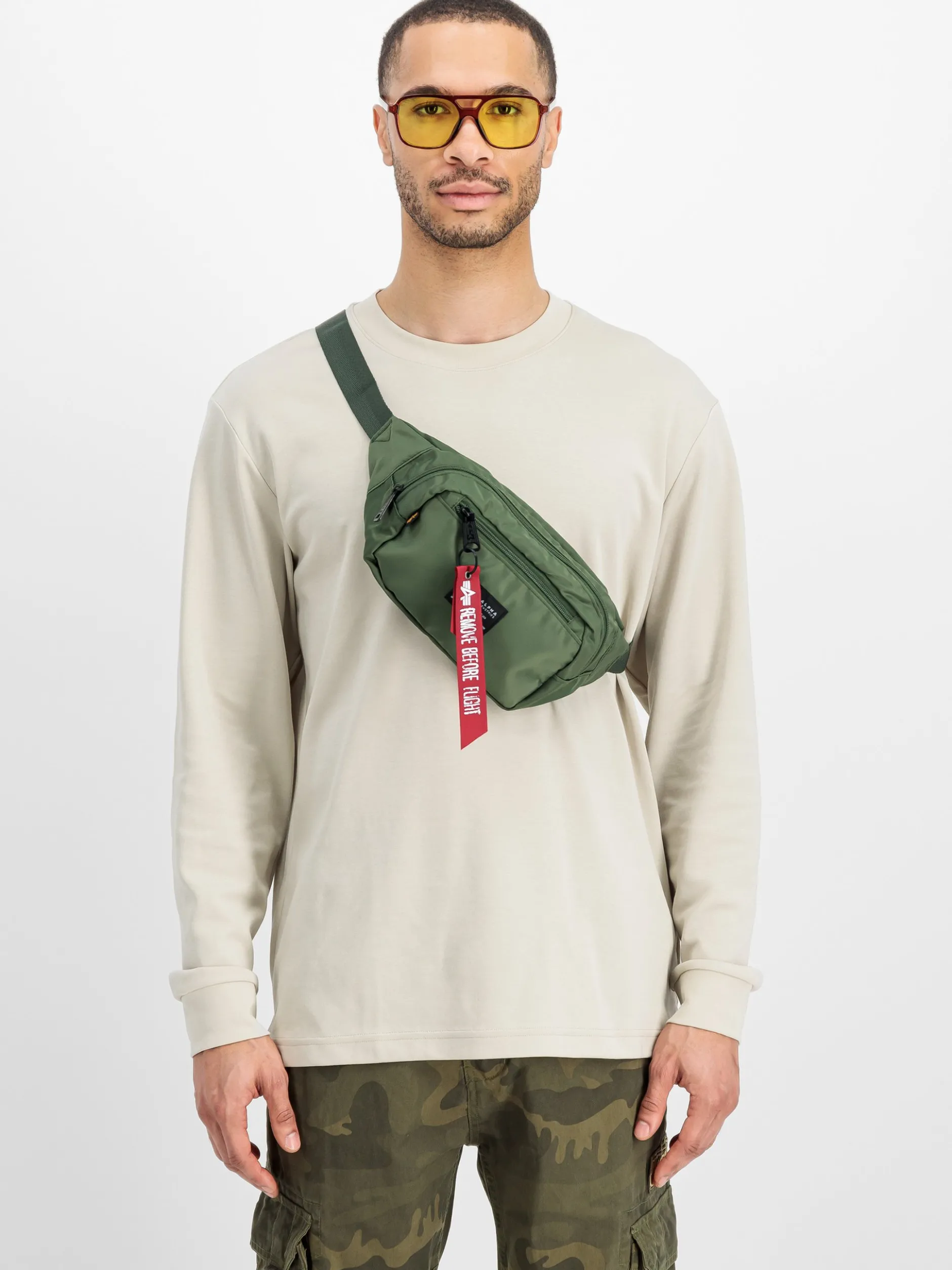Alpha Industries Unisex Bodybag in grün