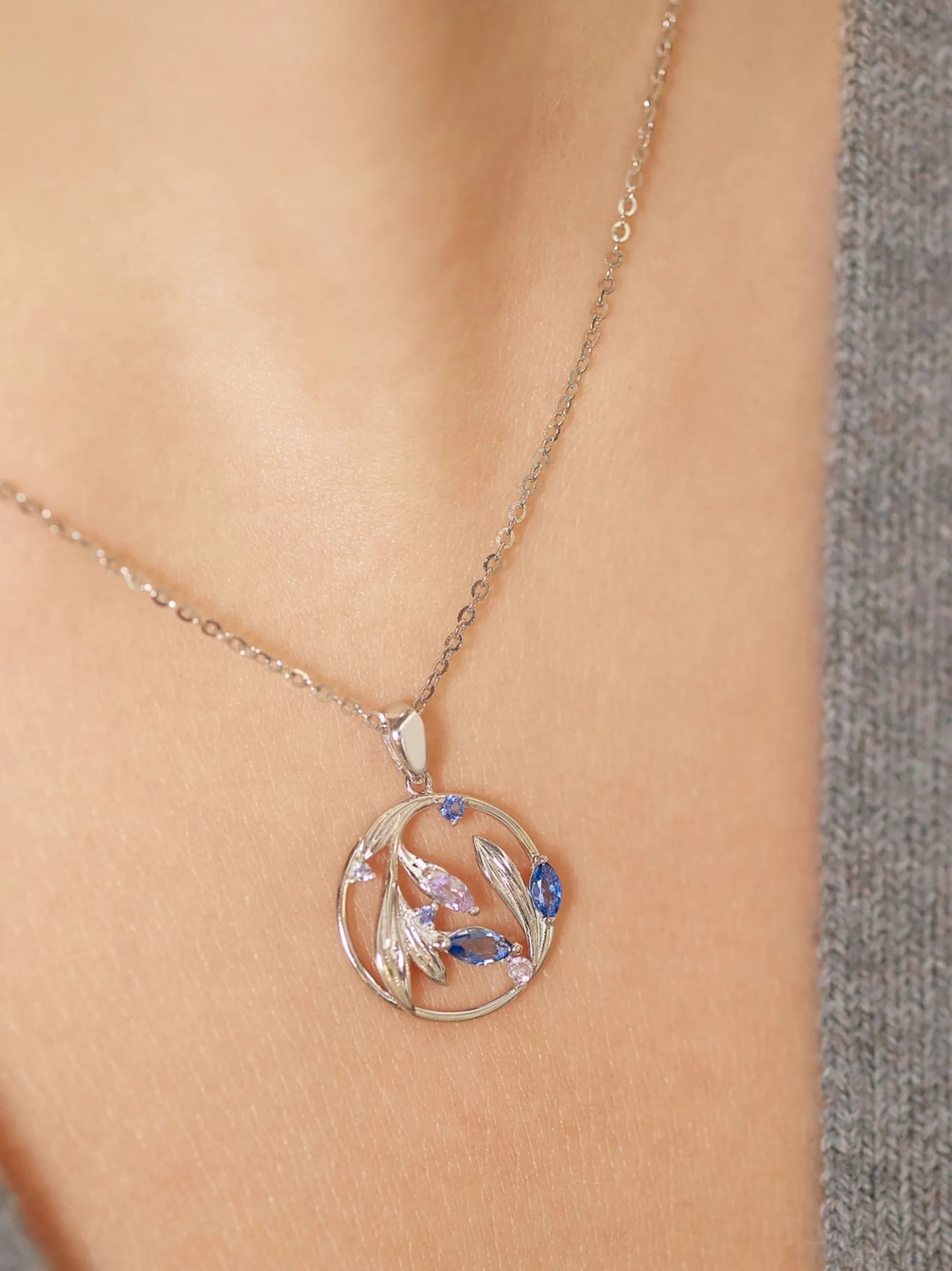 amor Damen Kette mit Anhänger in blau