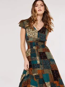 Apricot Damen Maxikleid in braun mehrfarbig