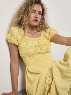Apricot Damen Maxikleid in gelb - Länge: lang