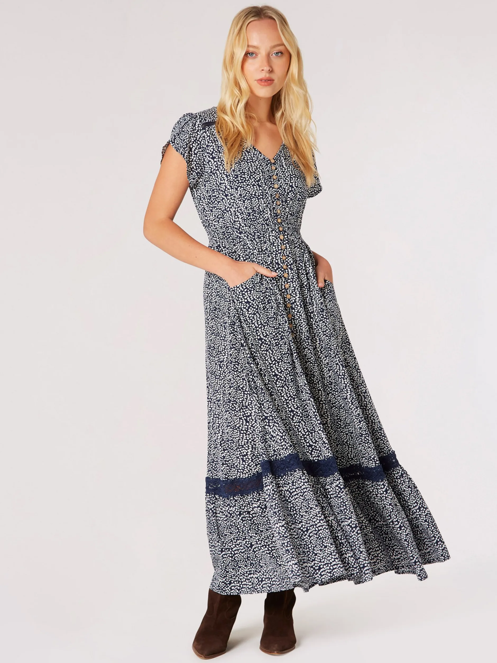 Apricot Damen Maxikleid in marine blau - Länge: lang