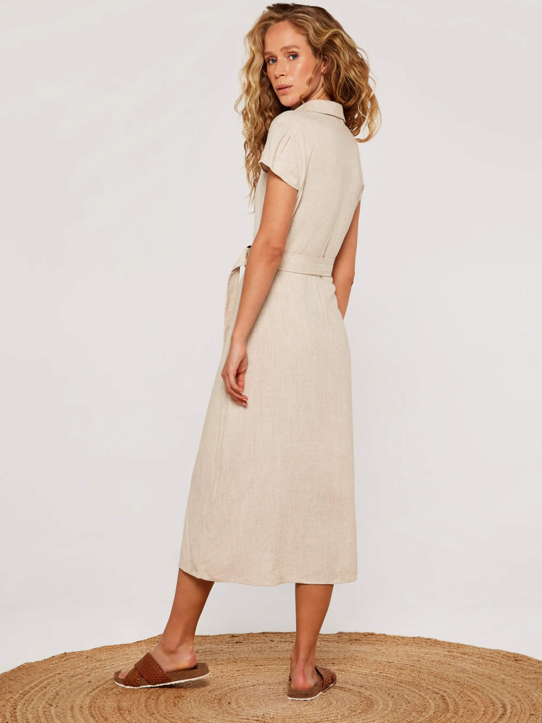 Apricot Damen Midikleid in beige - Länge: midi