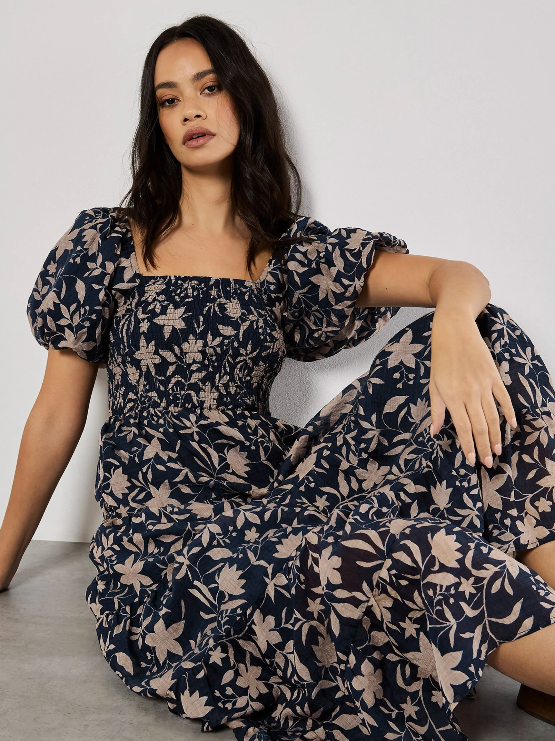 Apricot Damen Midikleid in braun - Länge: midi