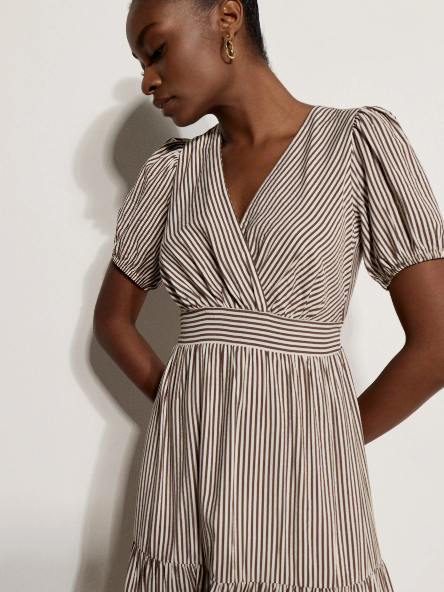 Apricot Damen Midikleid in braun weiß - Länge: midi