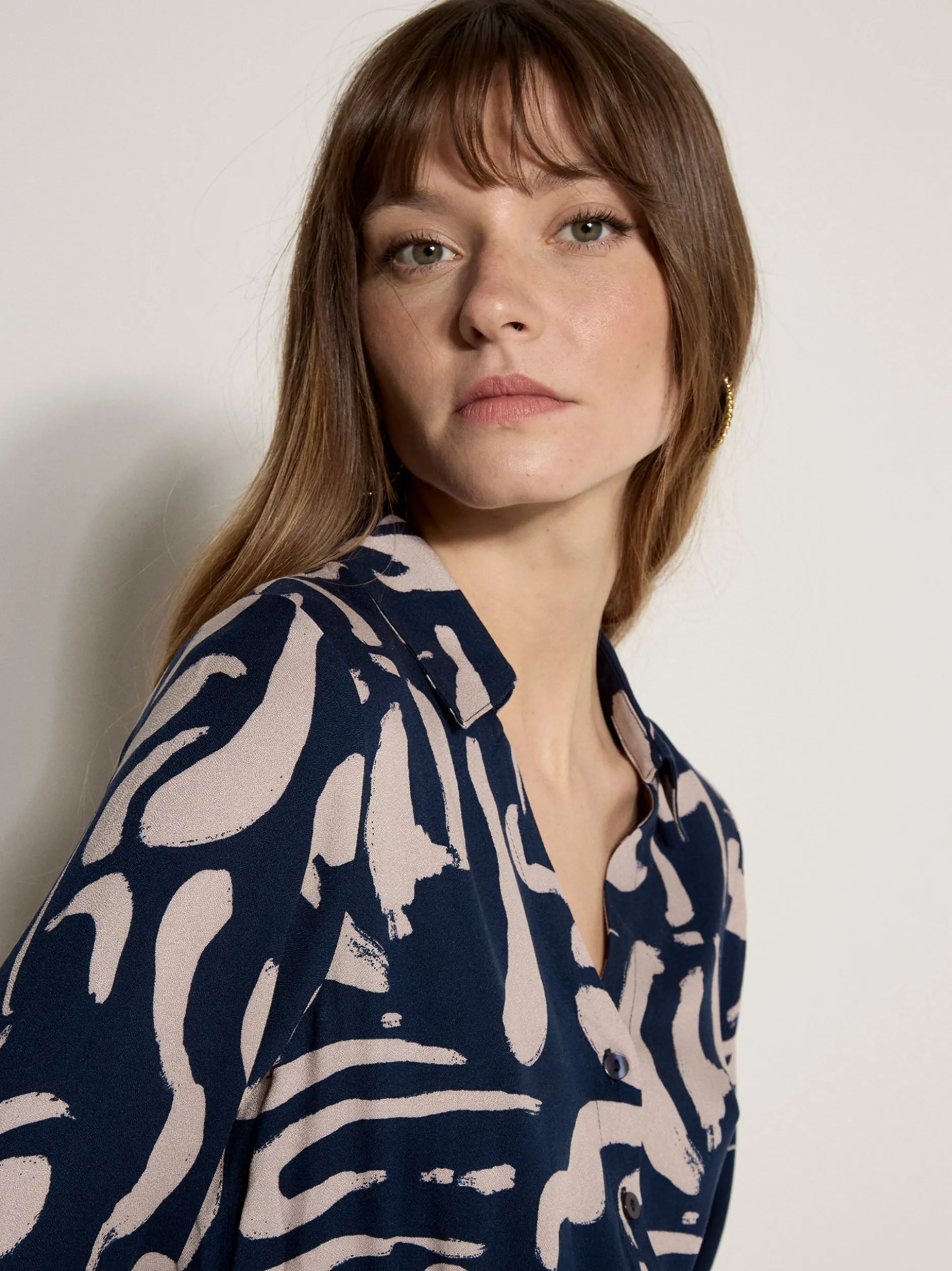 Apricot Damen Midikleid in marine blau - Länge: midi