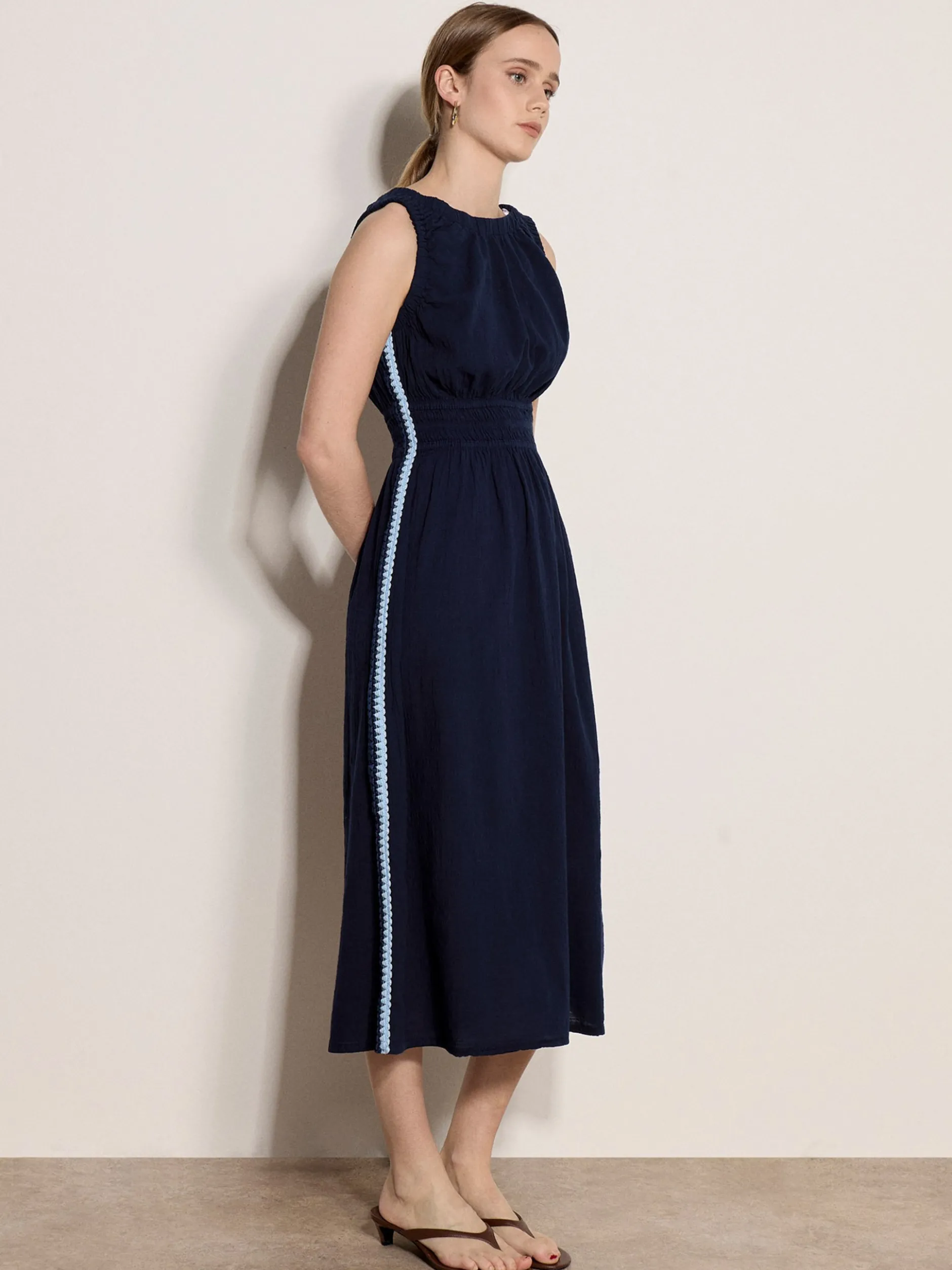 Apricot Damen Midikleid in marine blau - Länge: midi