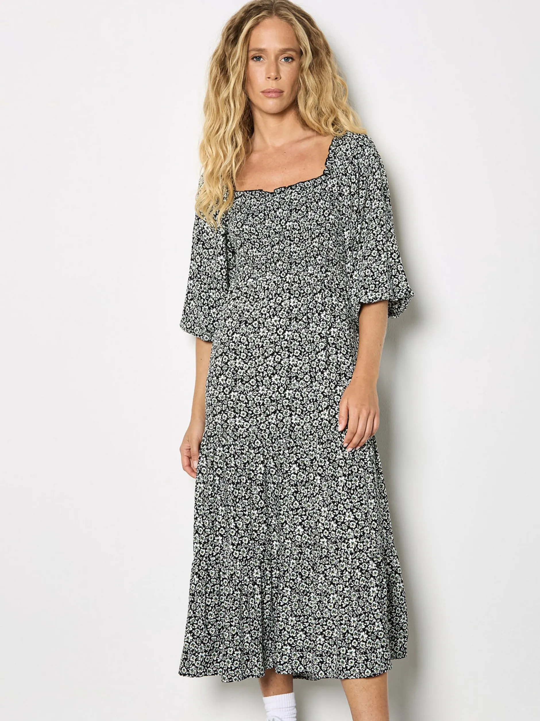 Apricot Damen Midikleid in schwarz - Länge: midi