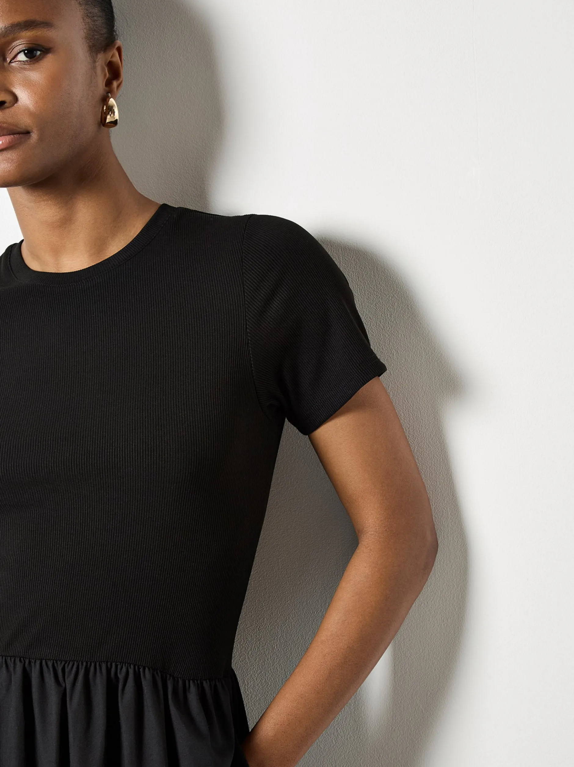 Apricot Damen Midikleid in schwarz - Länge: midi