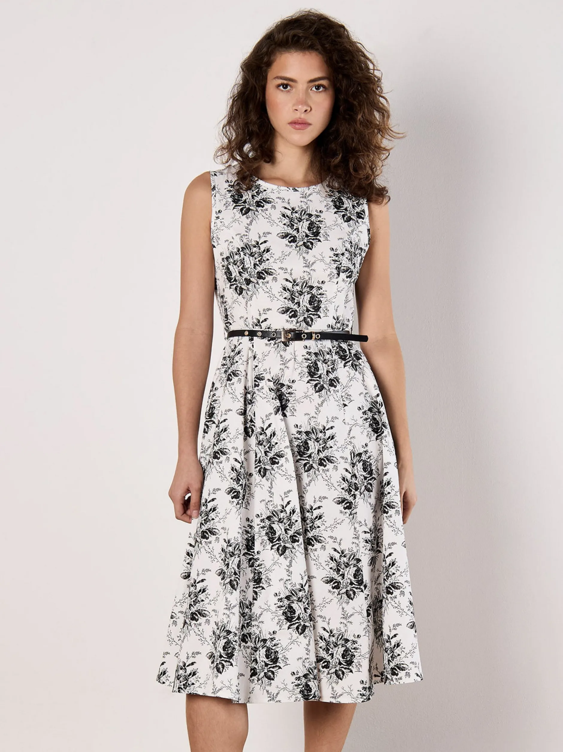 Apricot Damen Midikleid in weiß schwarz - Länge: midi