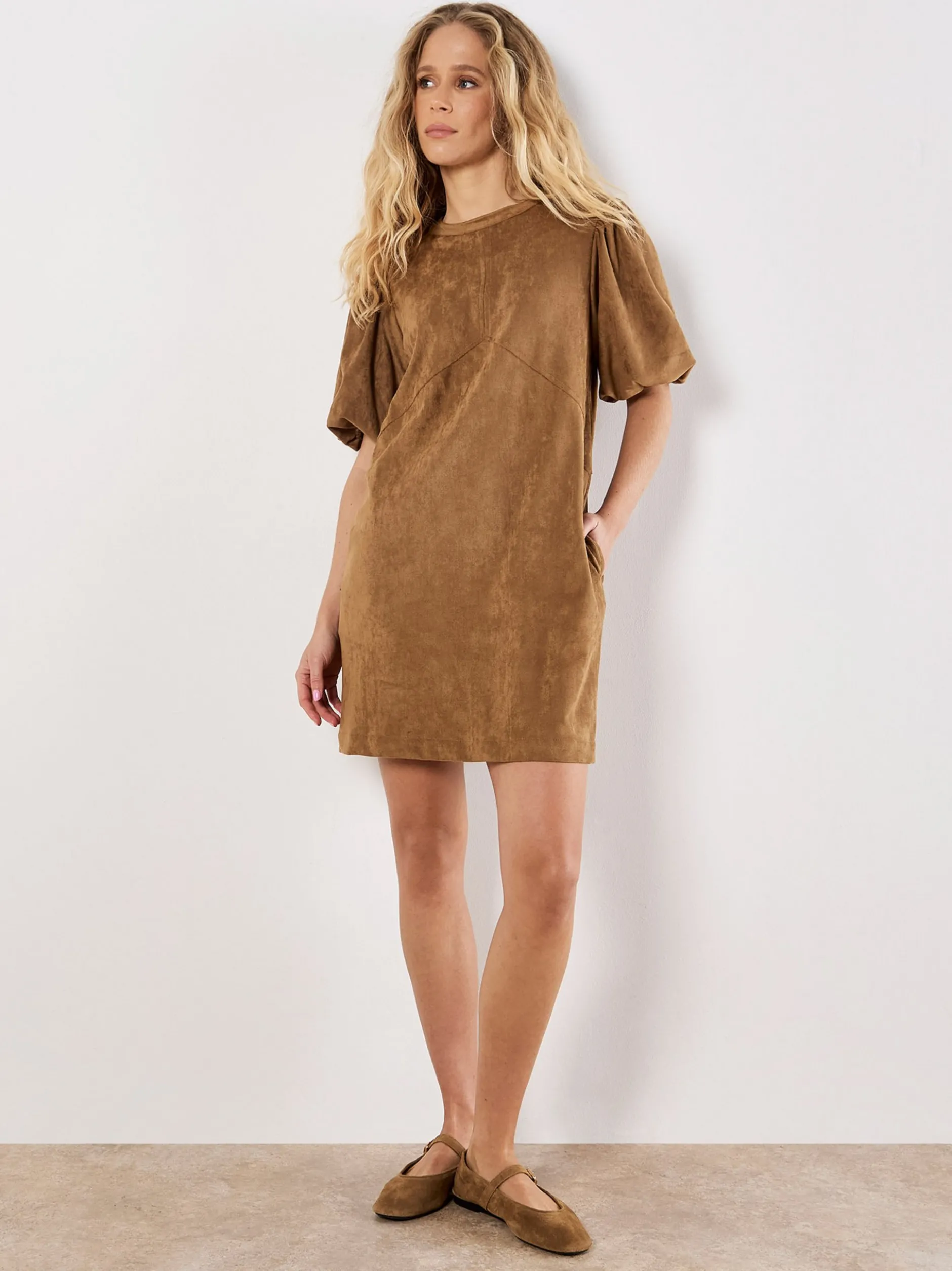Apricot Damen Minikleid in braun - Ausschnitt: Rundhals