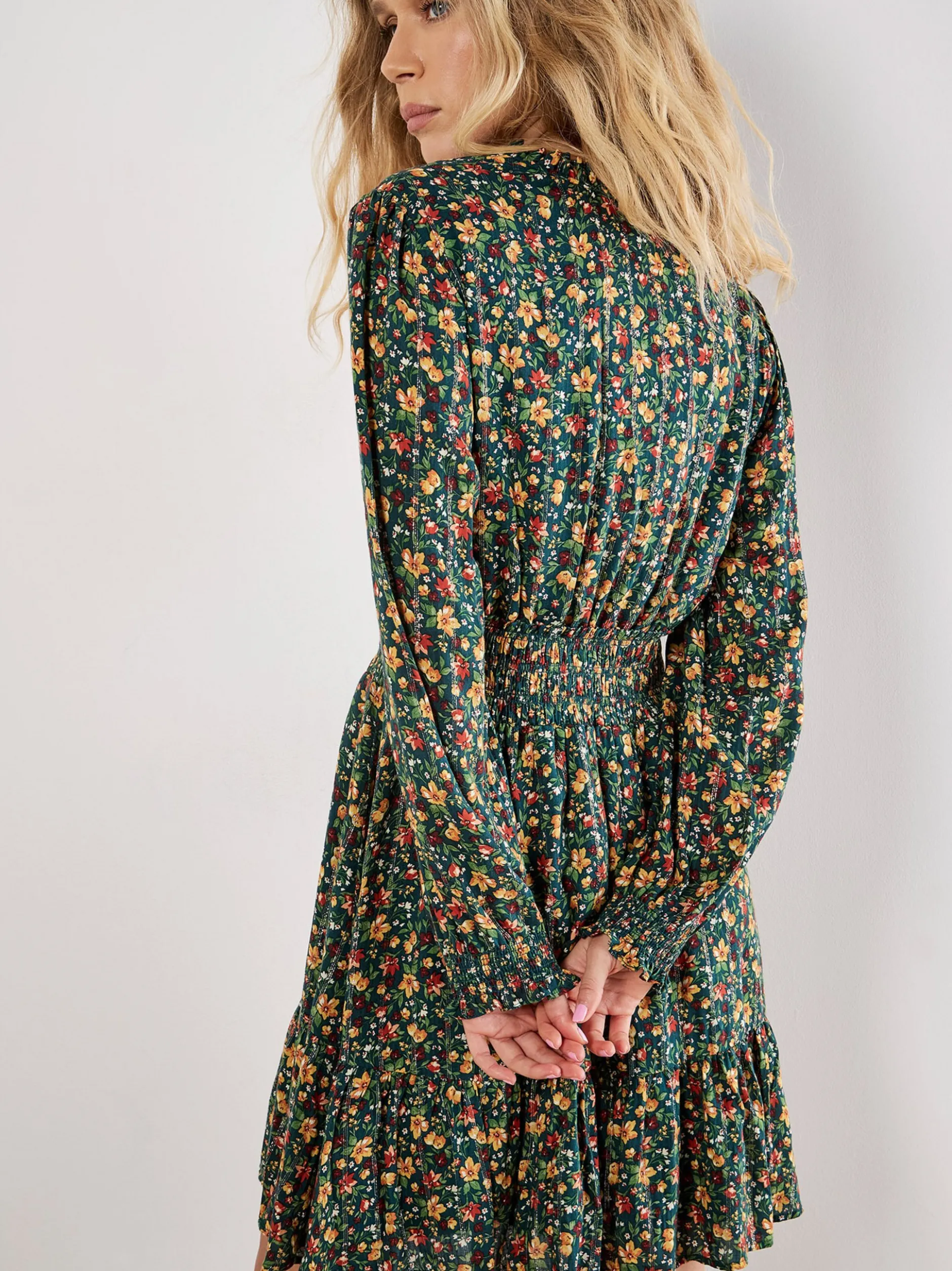 Apricot Damen Minikleid in grün - Länge: knielang