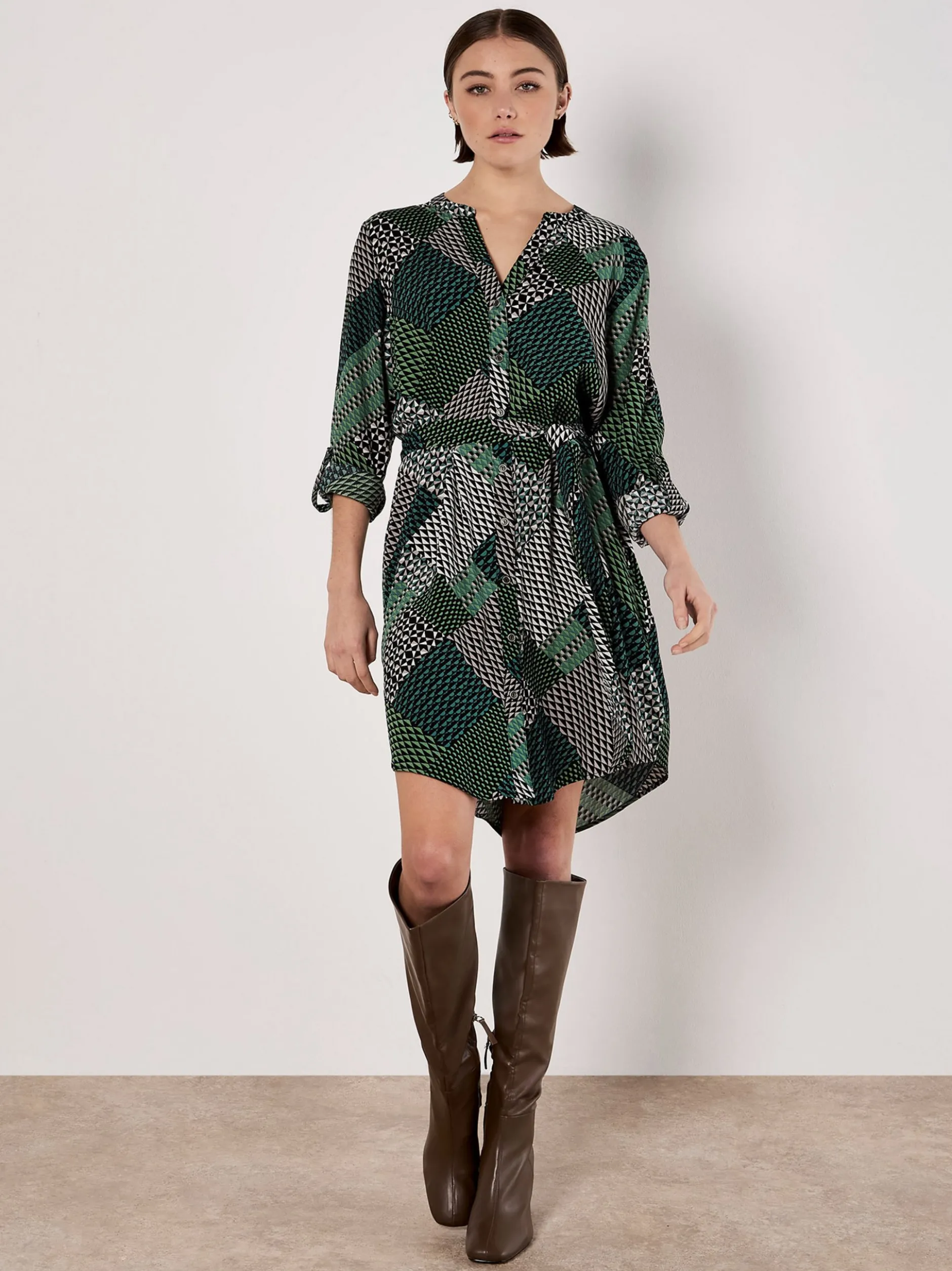 Apricot Damen Minikleid in grün - Länge: knielang