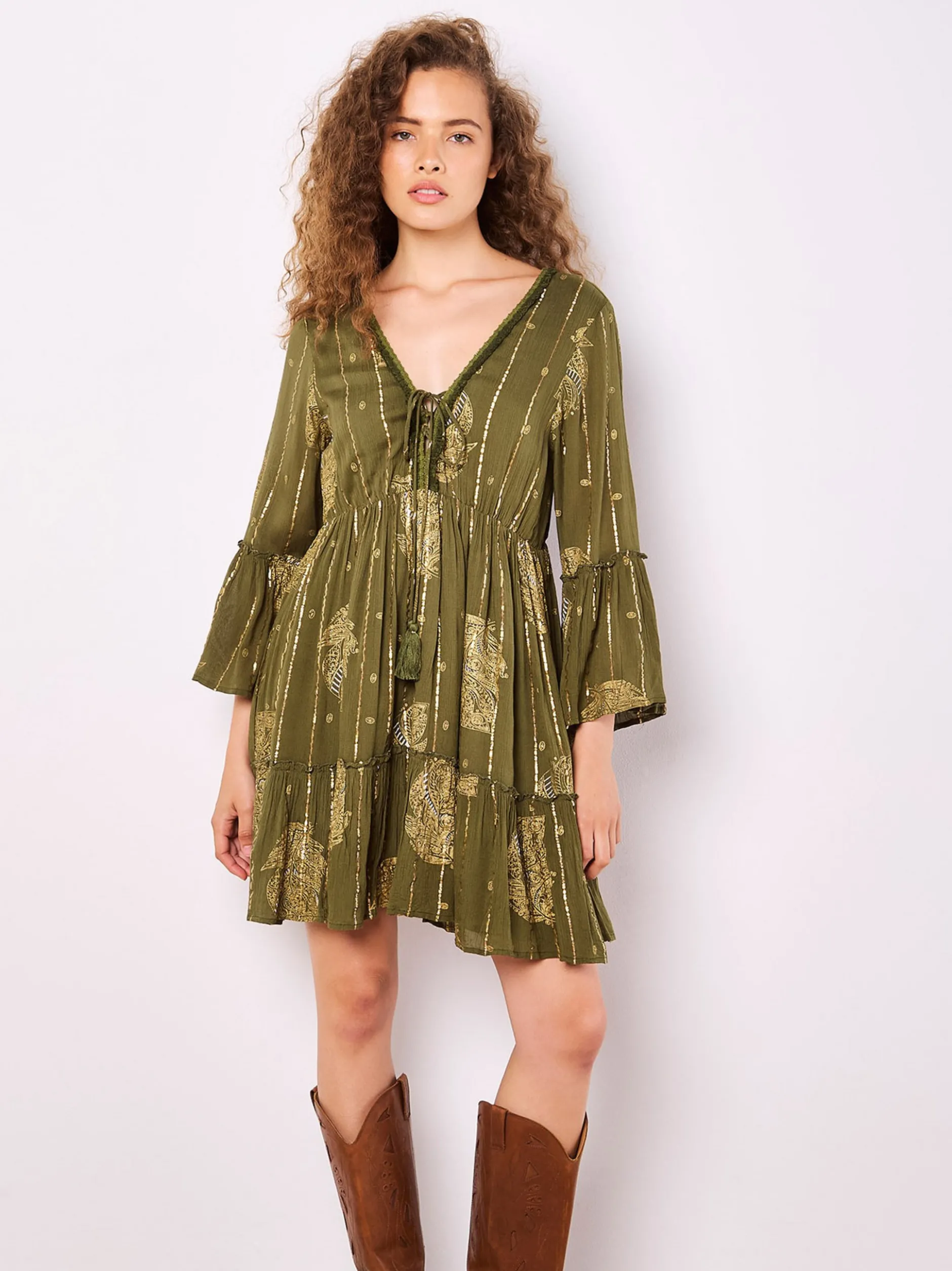 Apricot Damen Minikleid in oliv - Länge: kurz
