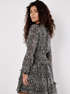 Apricot Damen Minikleid in schwarz - Länge: kurz