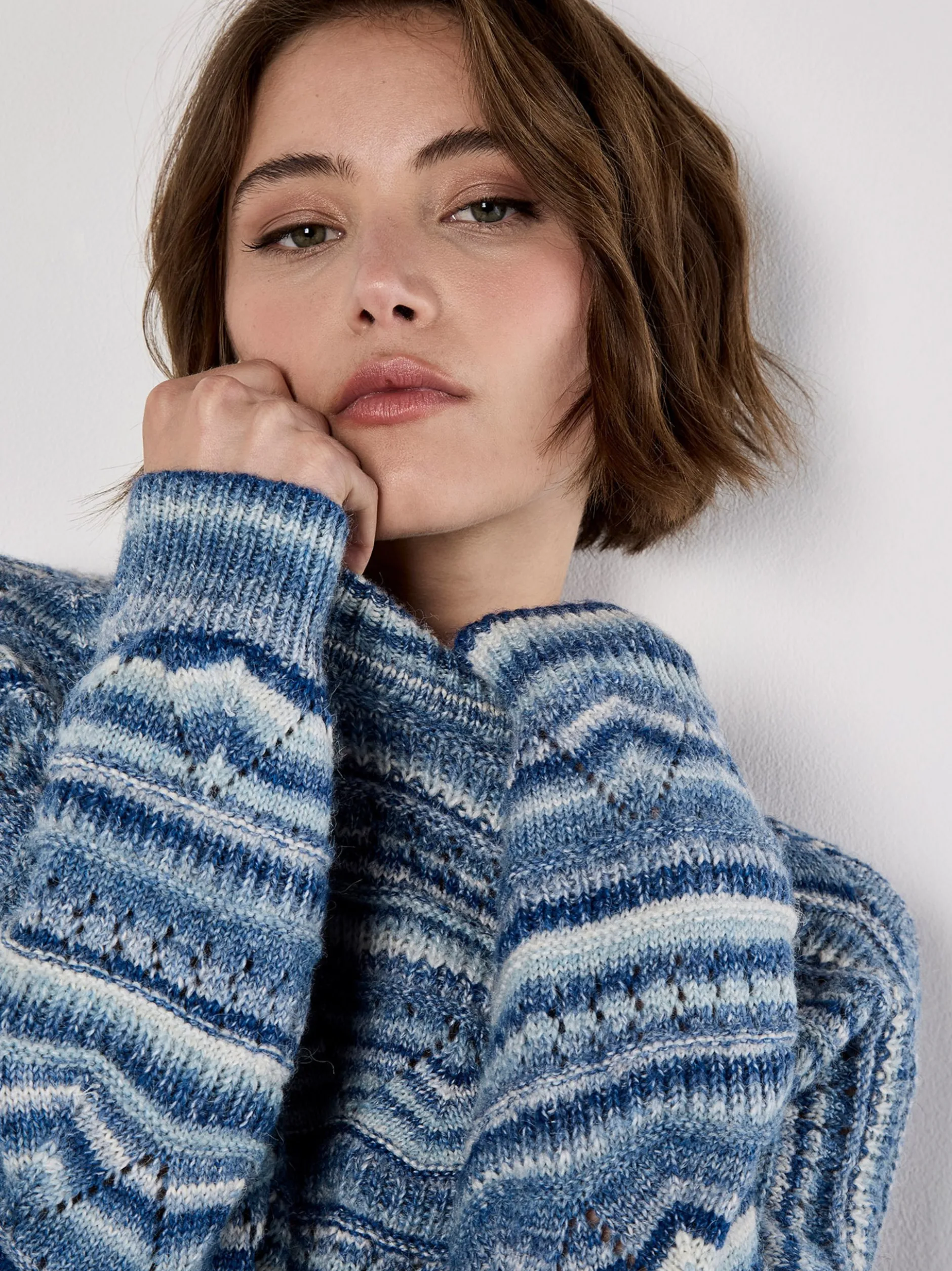 Apricot Damen Pullover in blau - Ausschnitt: Rundhals