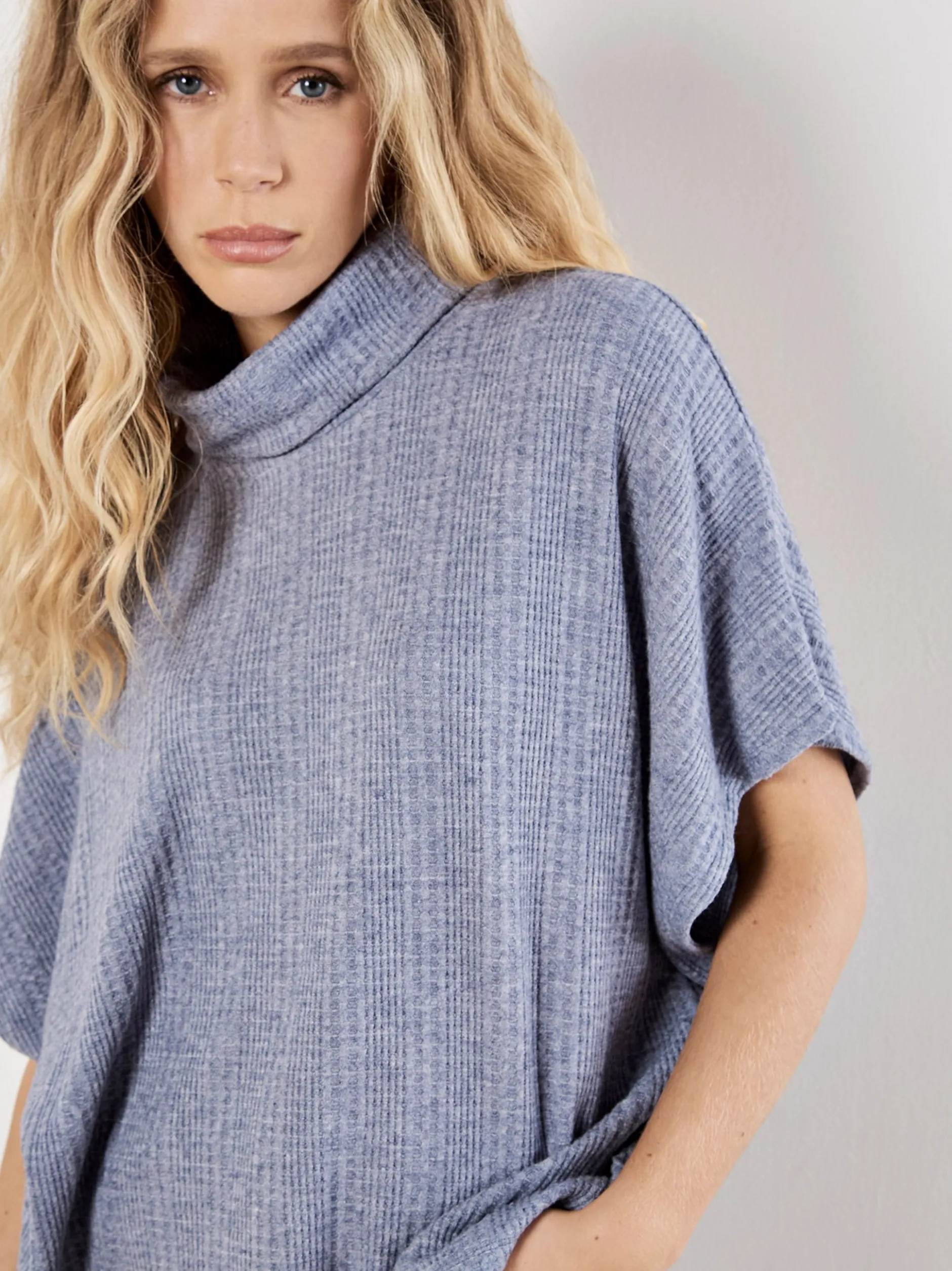 Apricot Damen Pullover in marine - Ärmel: Halbarm