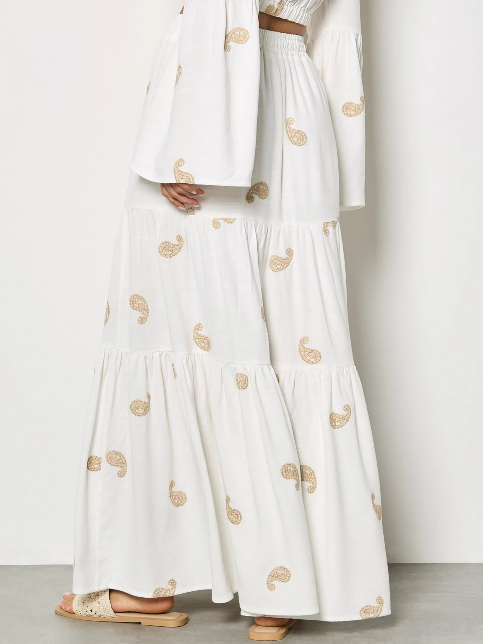 Apricot Damen Rock in beige - Länge: lang