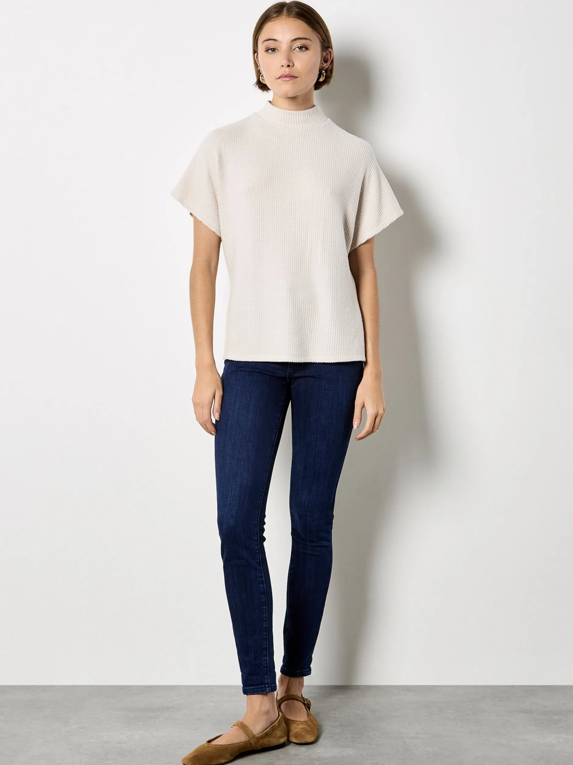 Apricot Damen Shirt in sand - Ausschnitt: Rundhals