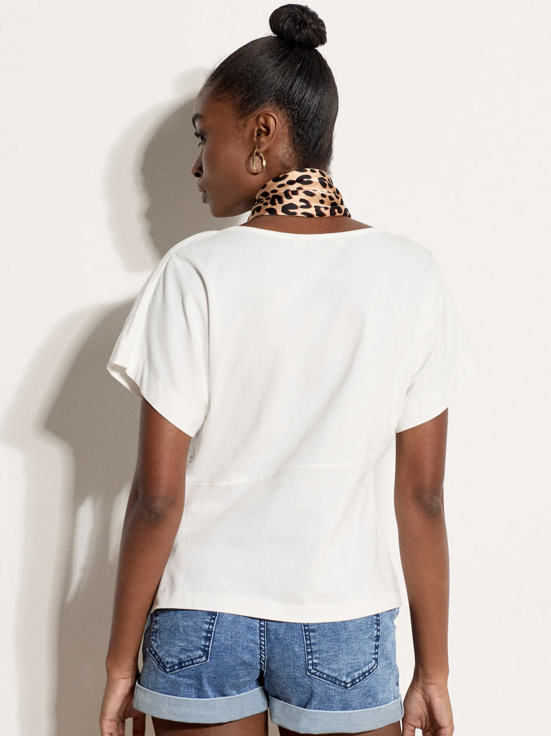 Apricot Damen Shirt in weiß - Ausschnitt: U-Boot