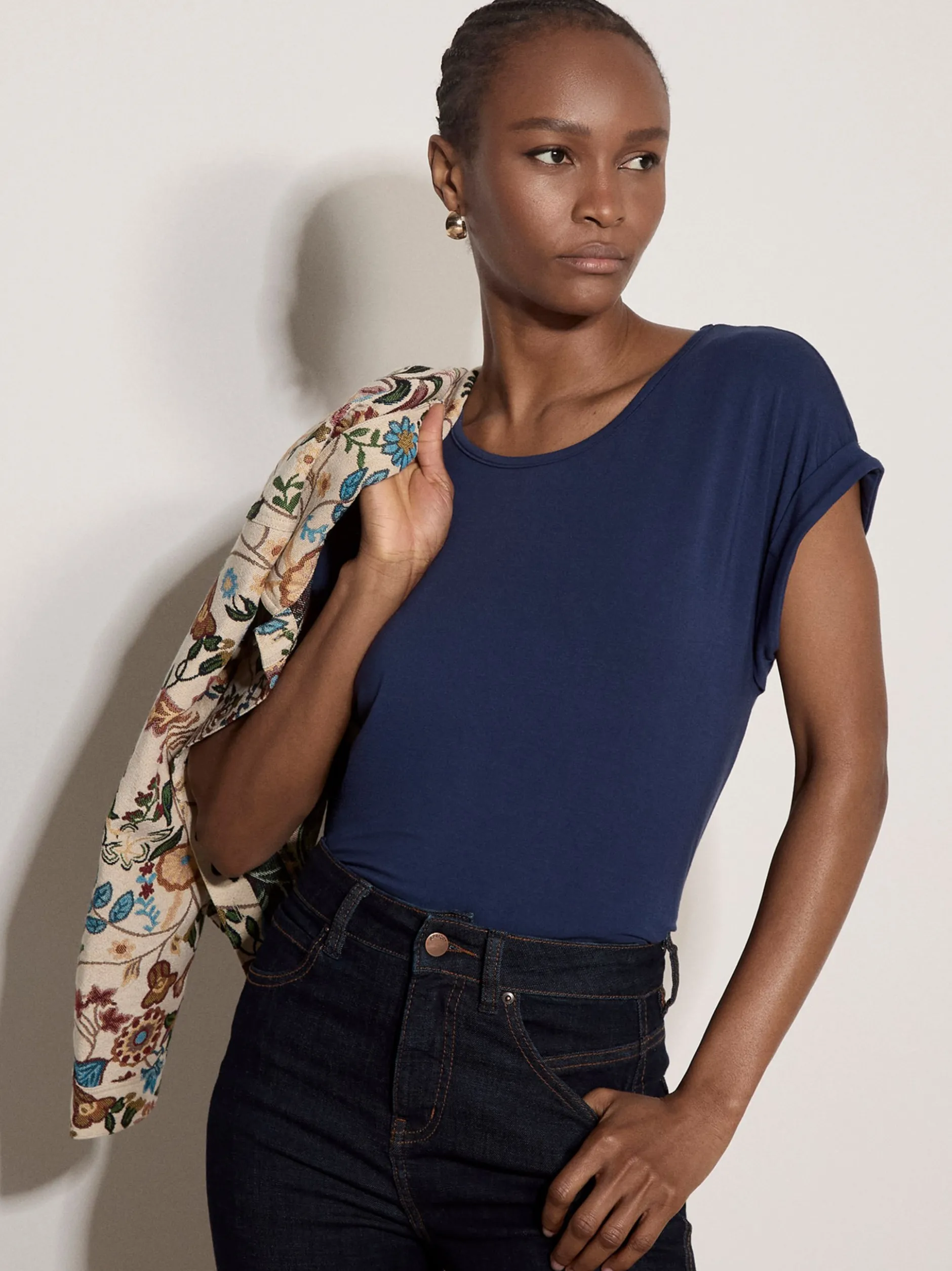 Apricot Damen Top in blau - Ausschnitt: Rundhals