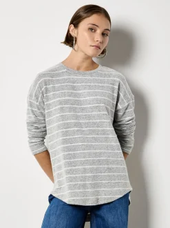 Apricot Damen Top in grau - Ausschnitt: Rundhals