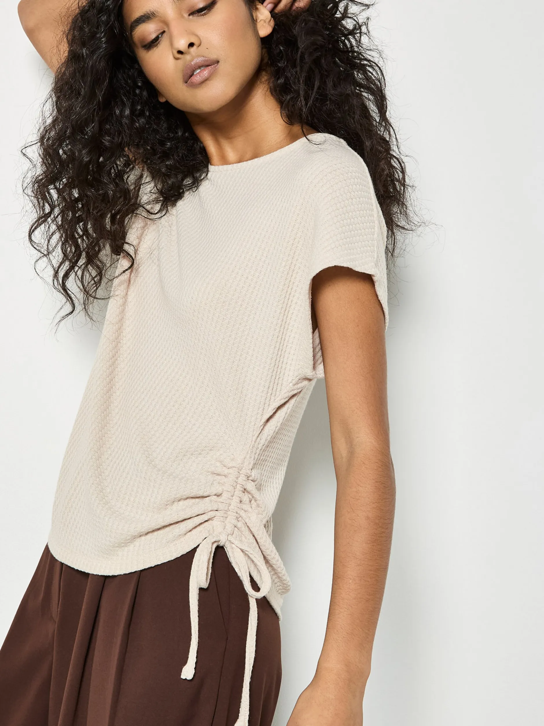 Apricot Damen Top in sand beige - Ausschnitt: Rundhals