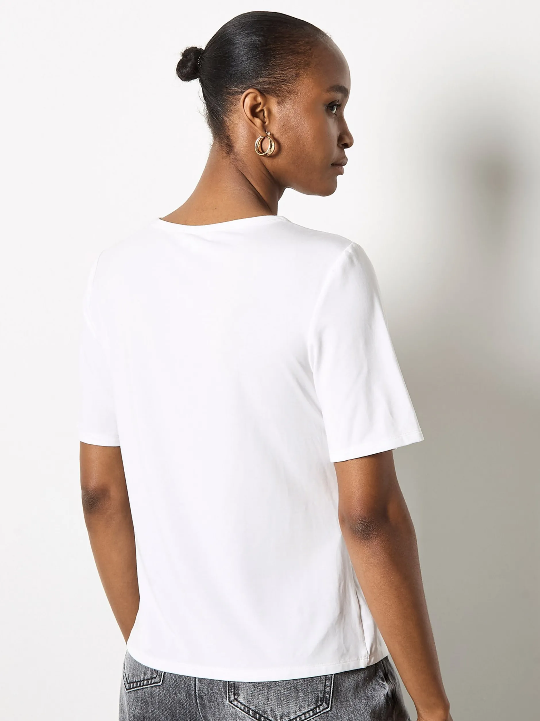 Apricot Damen Top in weiß - Ausschnitt: Rundhals